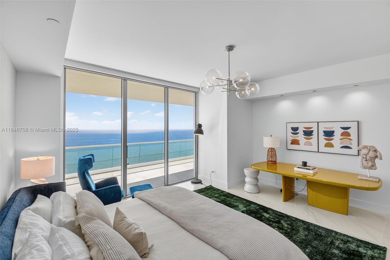 See details 2504 4 / 6 3252 sq. ft. $ 2025-07-24 0 Photo