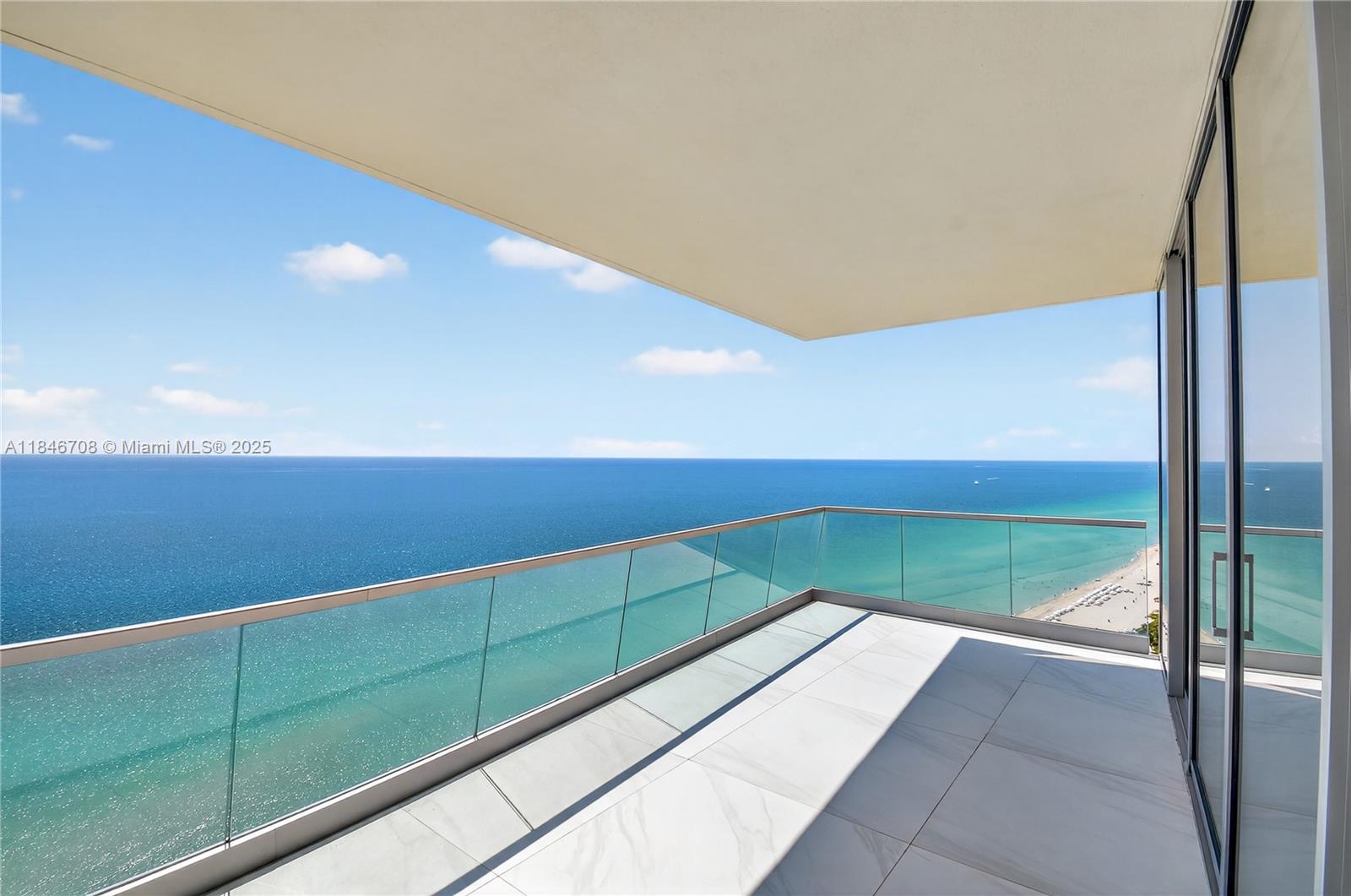 See details 2504 4 / 6 3252 sq. ft. $ 2025-07-24 0 Photo