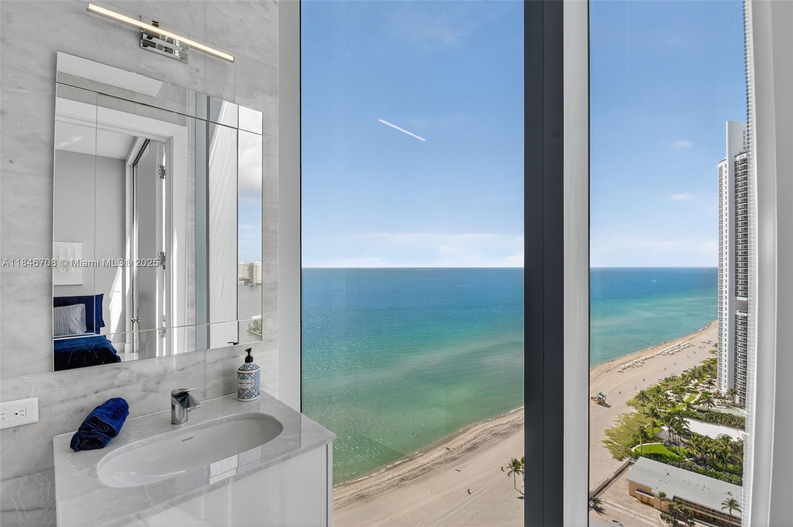See details 2504 4 / 6 3252 sq. ft. $ 2025-07-24 0 Photo