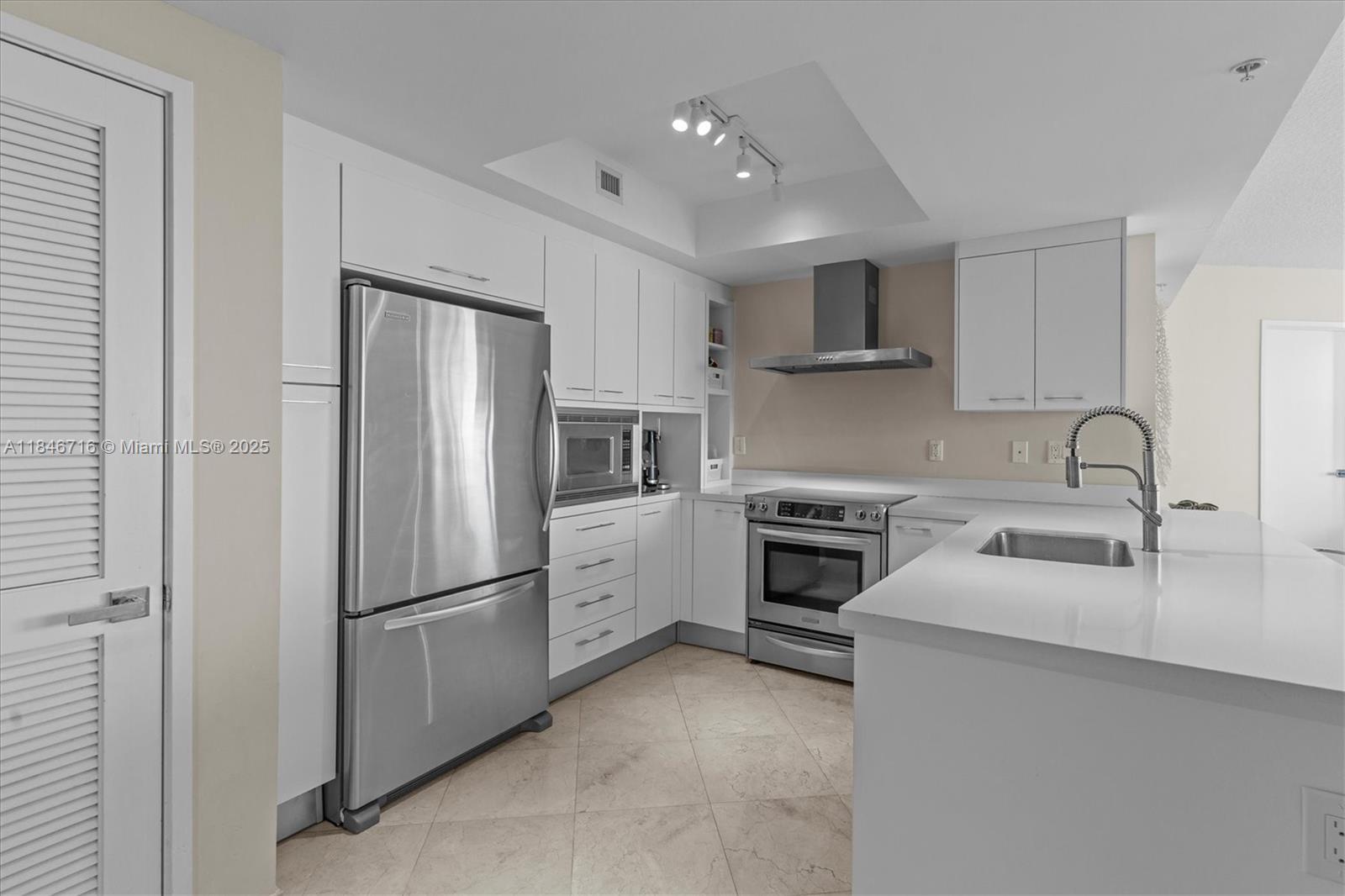 Photo of 150 Sunny Isles Blvd  #1-1405, Sunny Isles Beach, Florida, 33160 - 