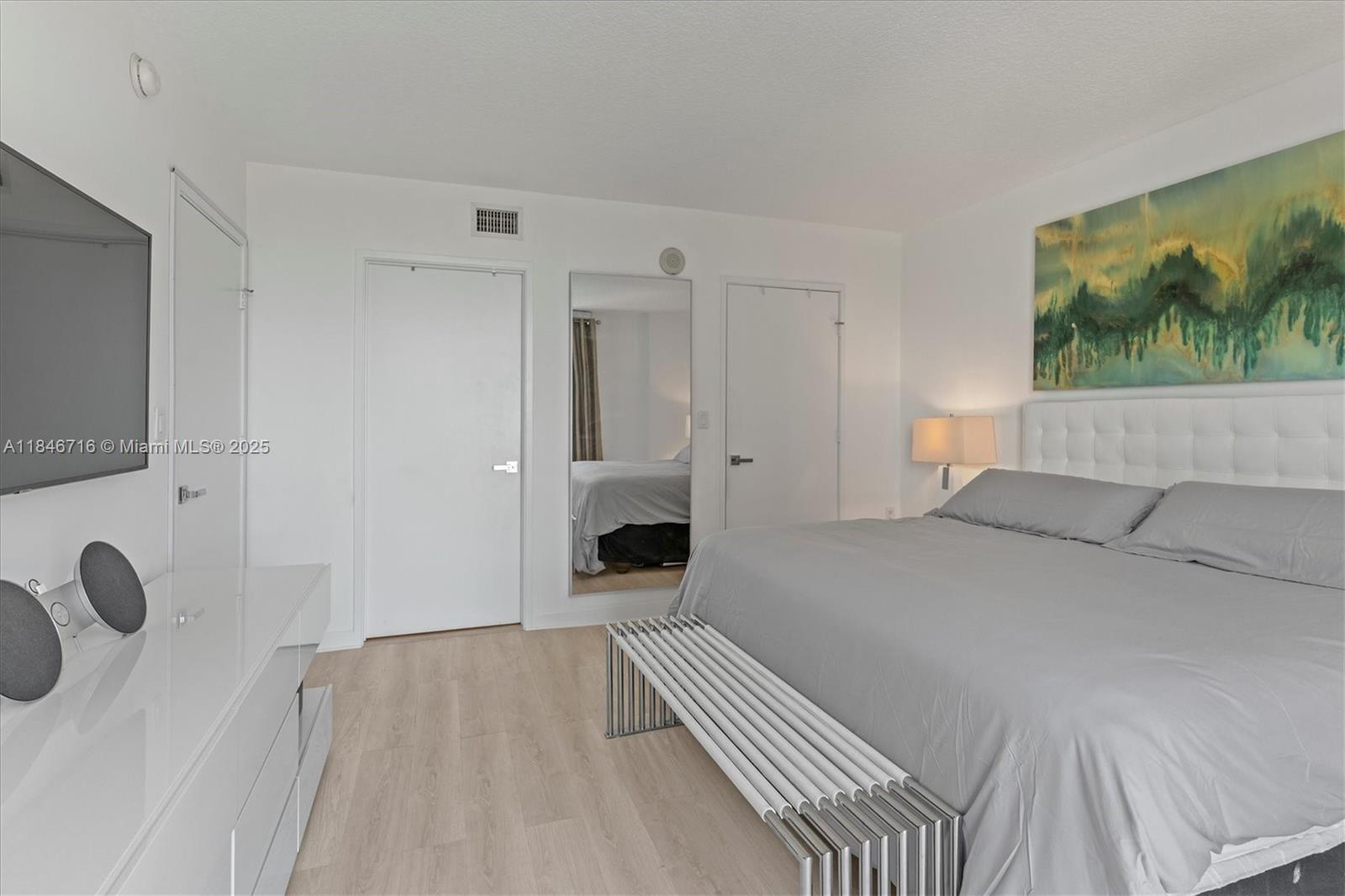 Photo of 150 Sunny Isles Blvd  #1-1405, Sunny Isles Beach, Florida, 33160 - 