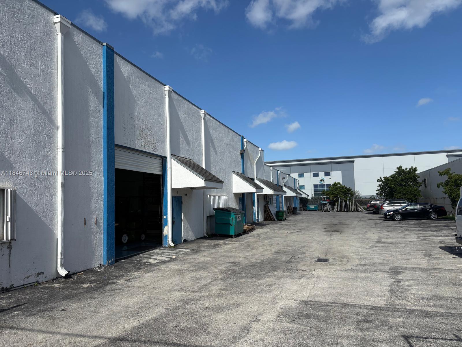 See details / sq. ft. $ 2025-07-24 0 Photo