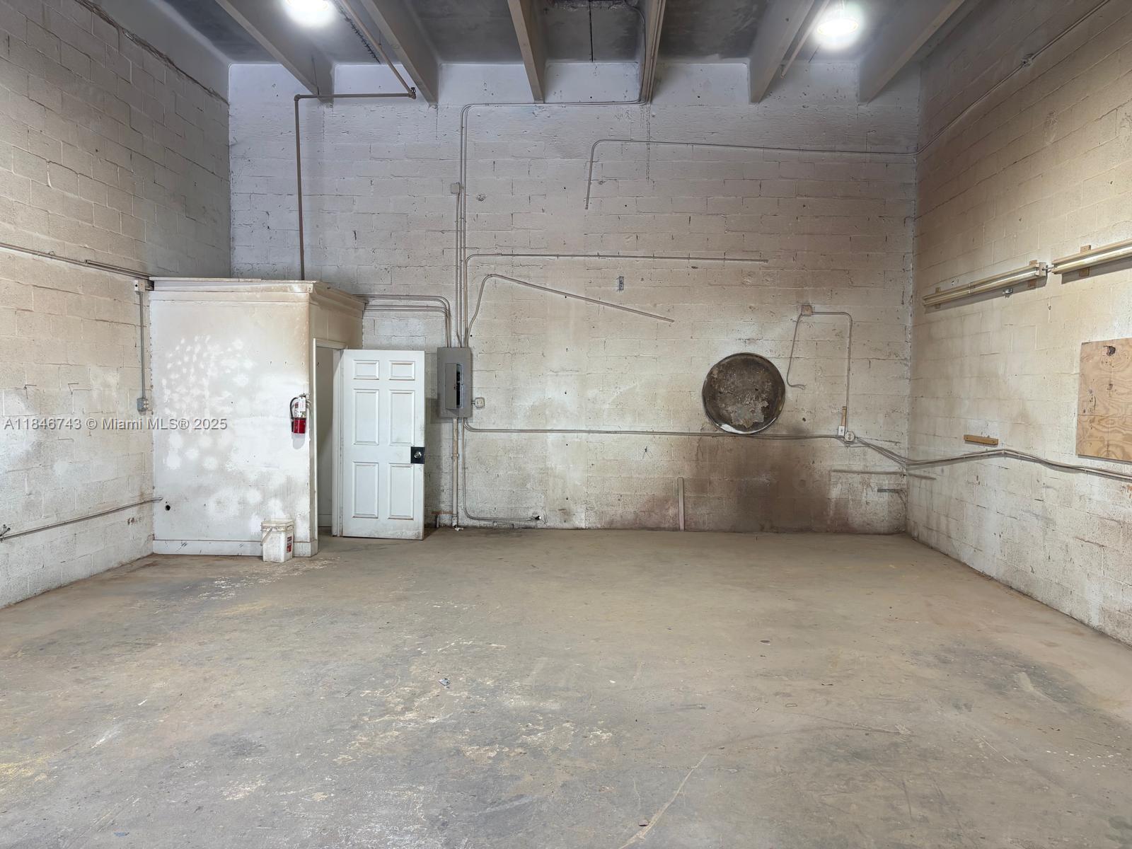 See details / sq. ft. $ 2025-07-24 0 Photo