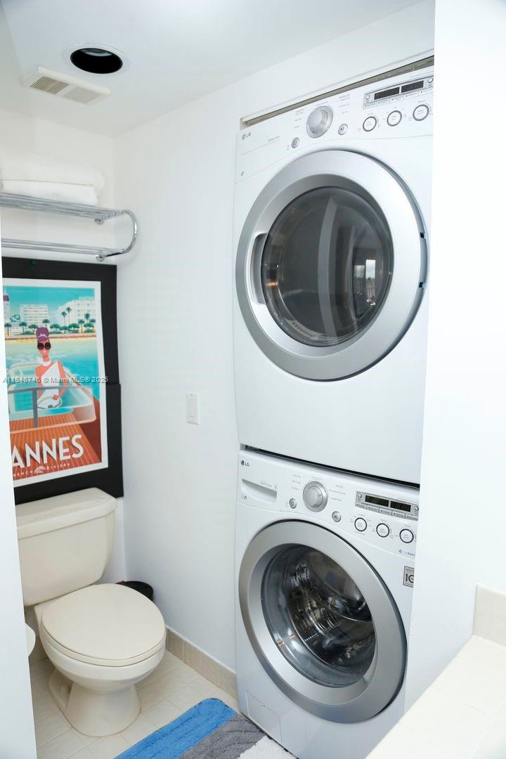 See details 1000 2 / 2 1300 sq. ft. $ 2025-07-24 0 Photo