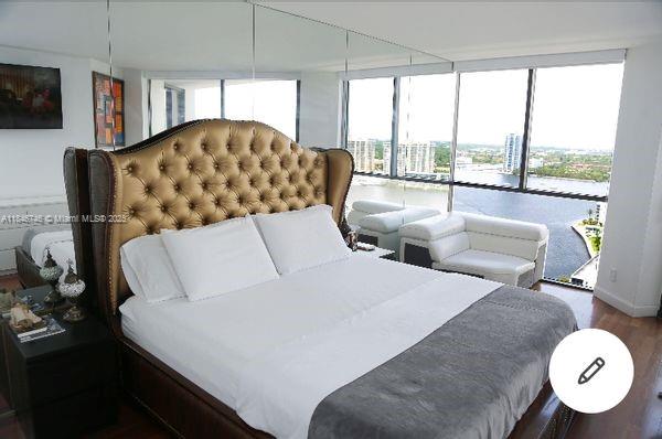 See details 1000 2 / 2 1300 sq. ft. $ 2025-07-24 0 Photo