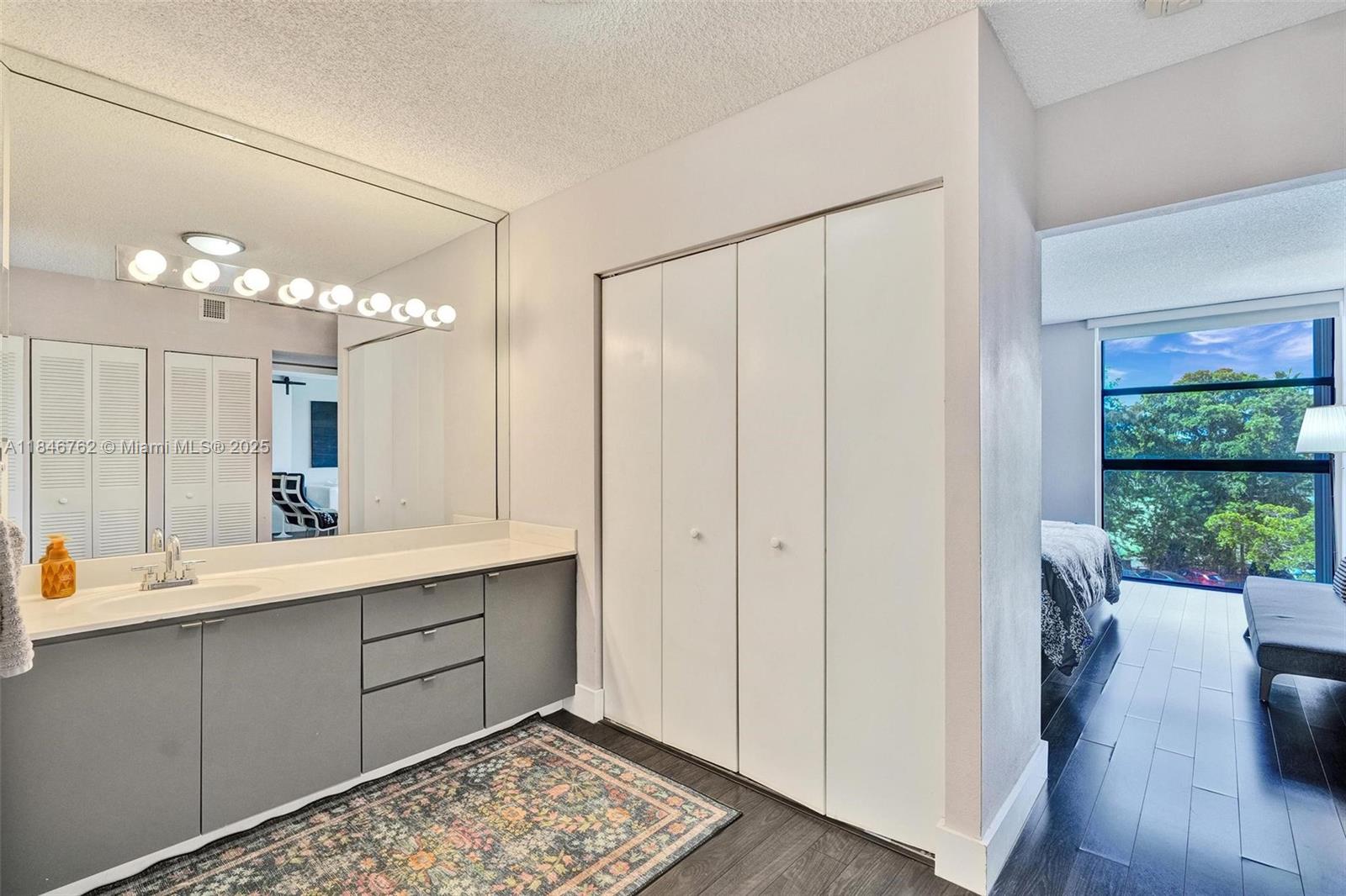 Photo of 20355 34th Ct  #425, Aventura, Florida, 33180 - 