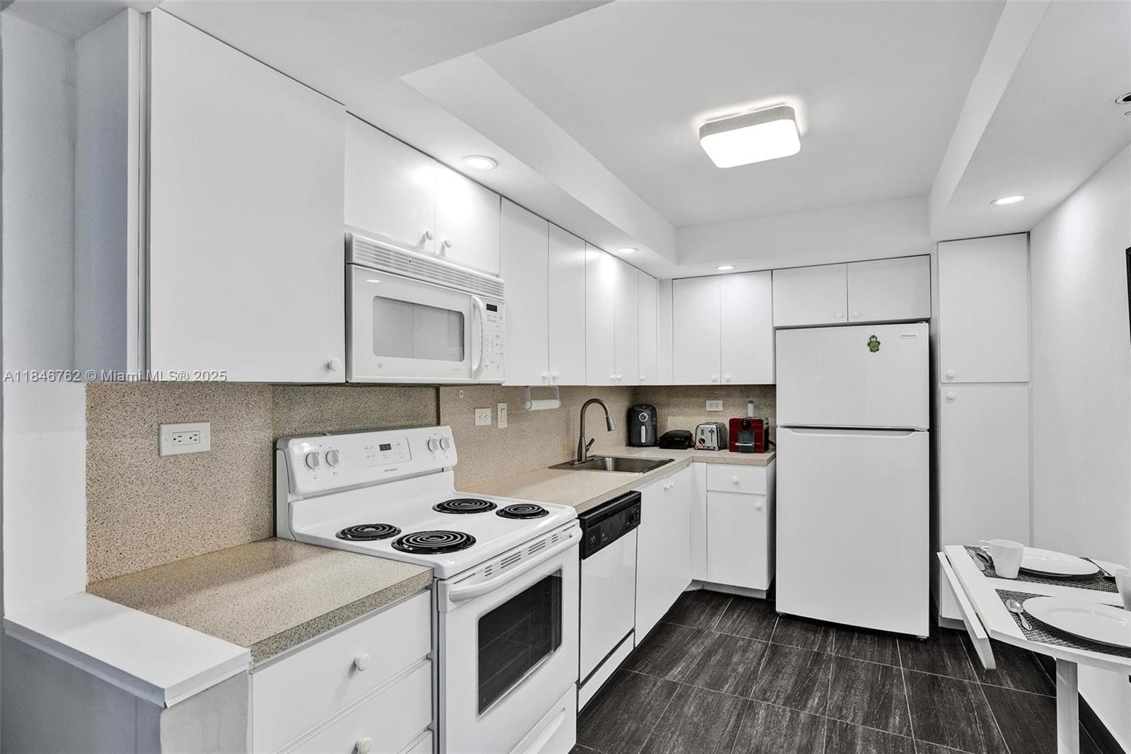 Photo of 20355 34th Ct  #425, Aventura, Florida, 33180 - 