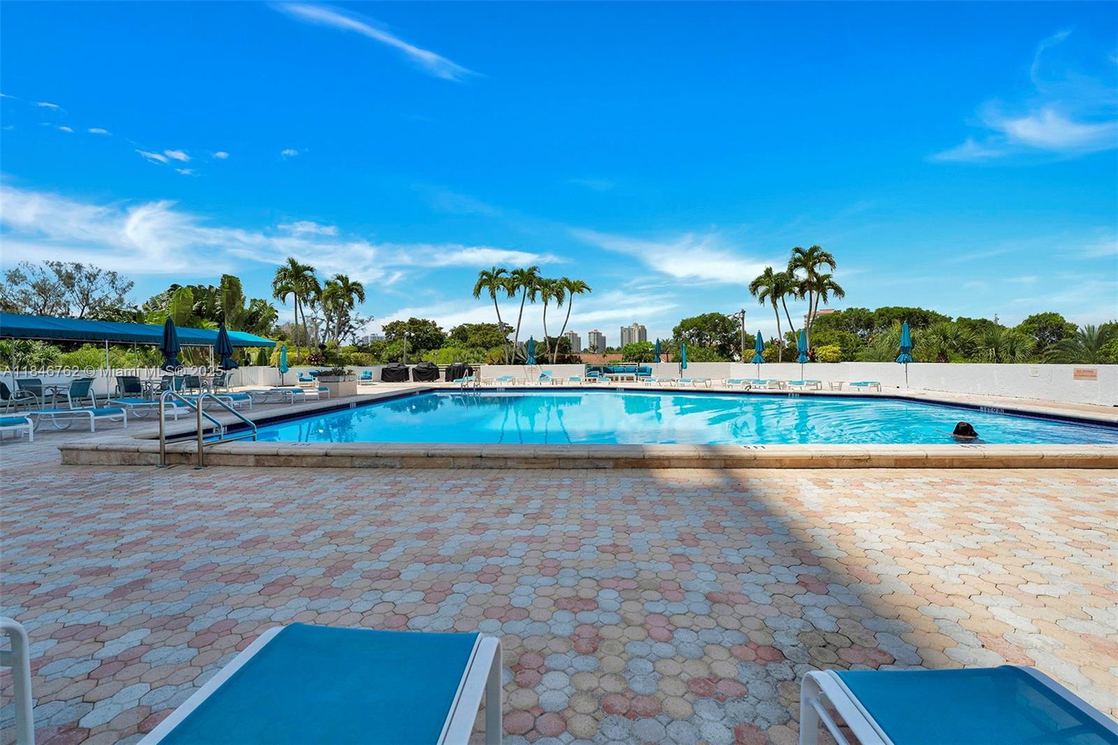 Photo of 20355 34th Ct  #425, Aventura, Florida, 33180 - 