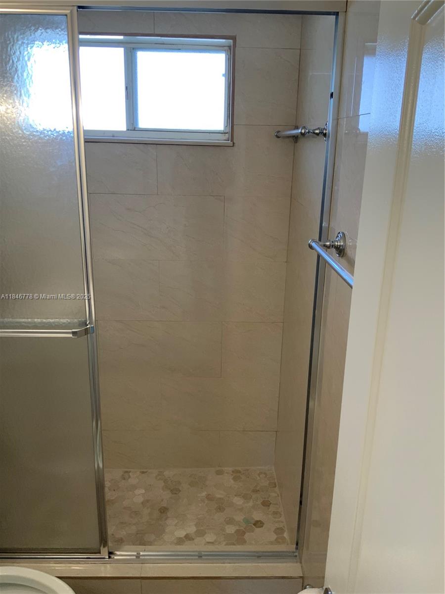 See details / 1627 sq. ft. $ 2025-07-24 0 Photo