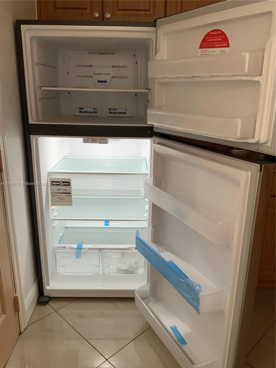 See details / 1627 sq. ft. $ 2025-07-24 0 Photo