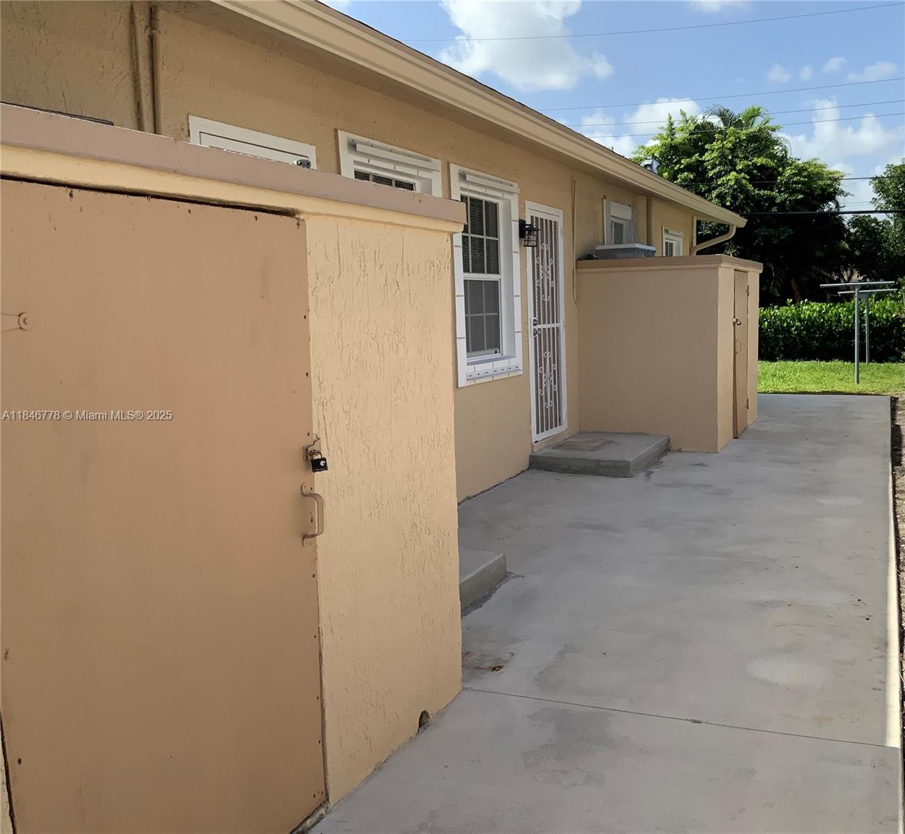 See details / 1627 sq. ft. $ 2025-07-24 0 Photo