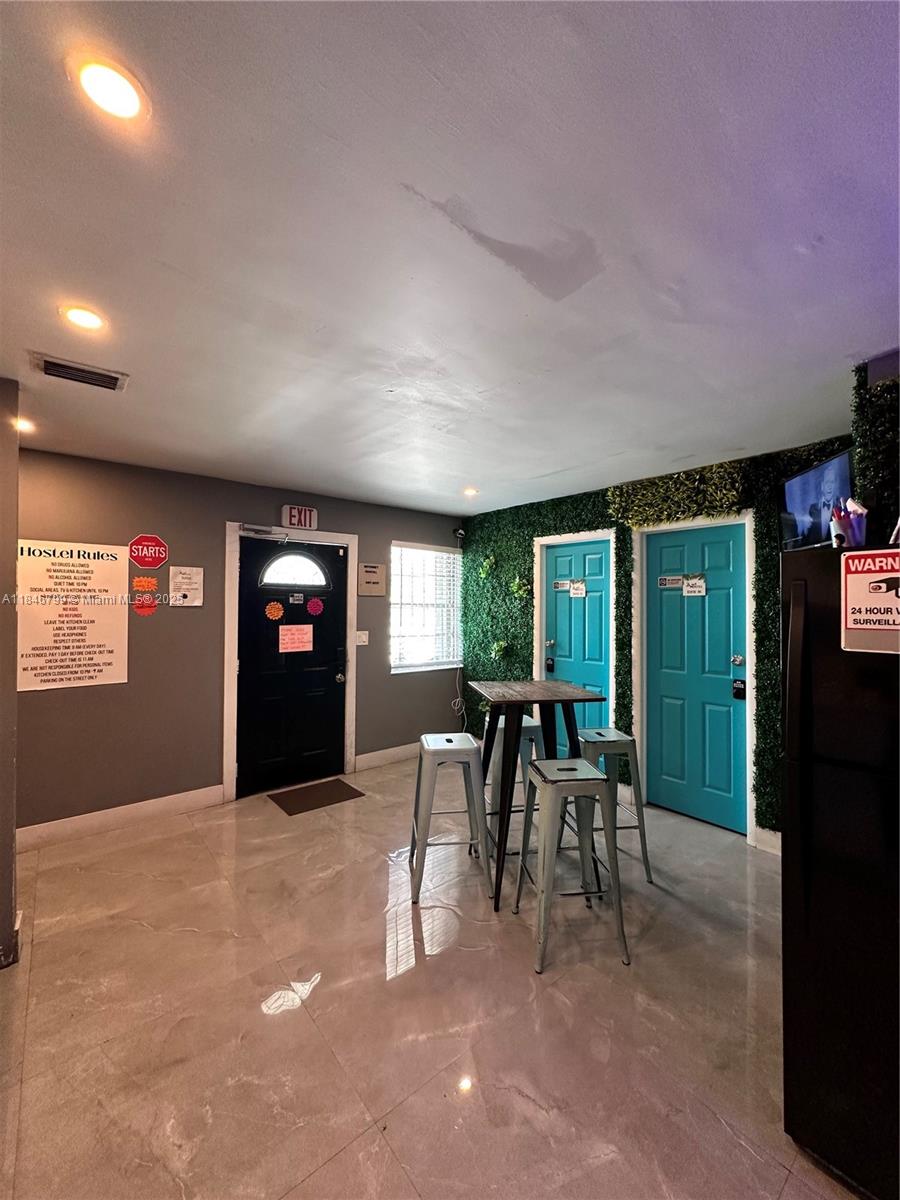 Ver detalles / sq. ft. $ 2025-07-25 0 foto