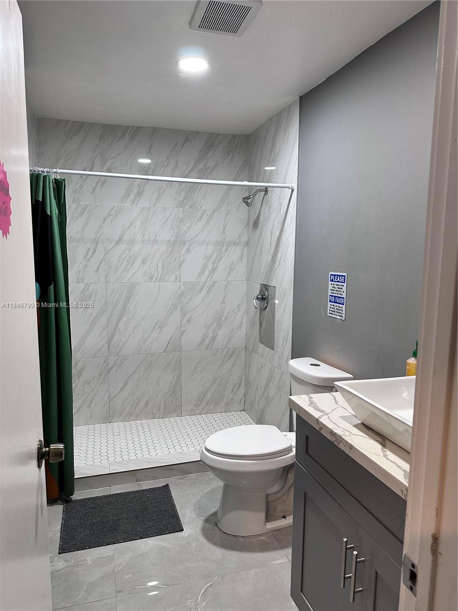 Ver detalles / sq. ft. $ 2025-07-25 0 foto