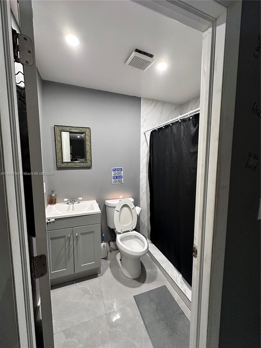 Ver detalles / sq. ft. $ 2025-07-25 0 foto