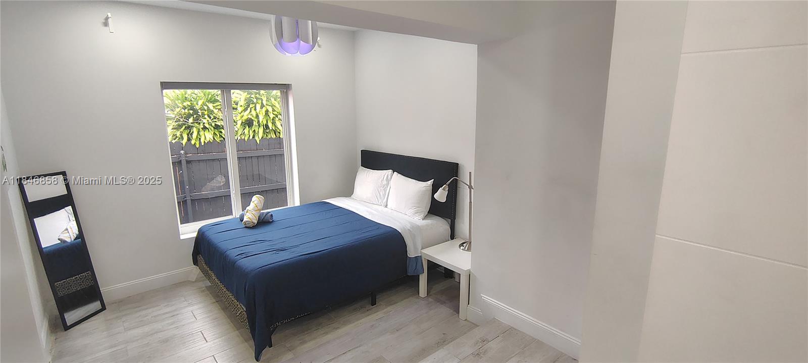 See details 420 5 / 4 2465 sq. ft. $ 2025-11-11 0 Photo