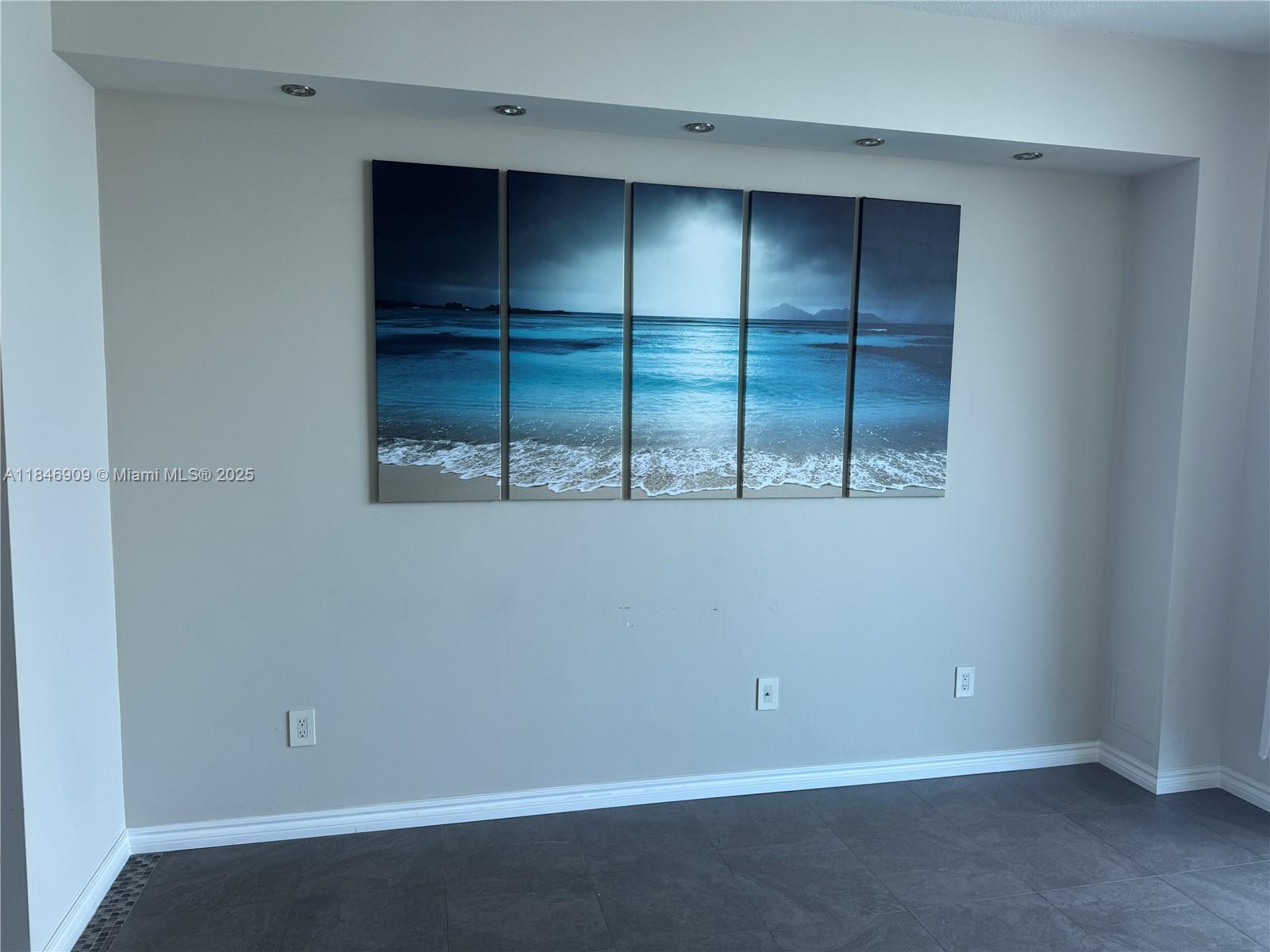 Photo of 1945 Ocean Dr  #2311, Hallandale Beach, Florida, 33009 - 