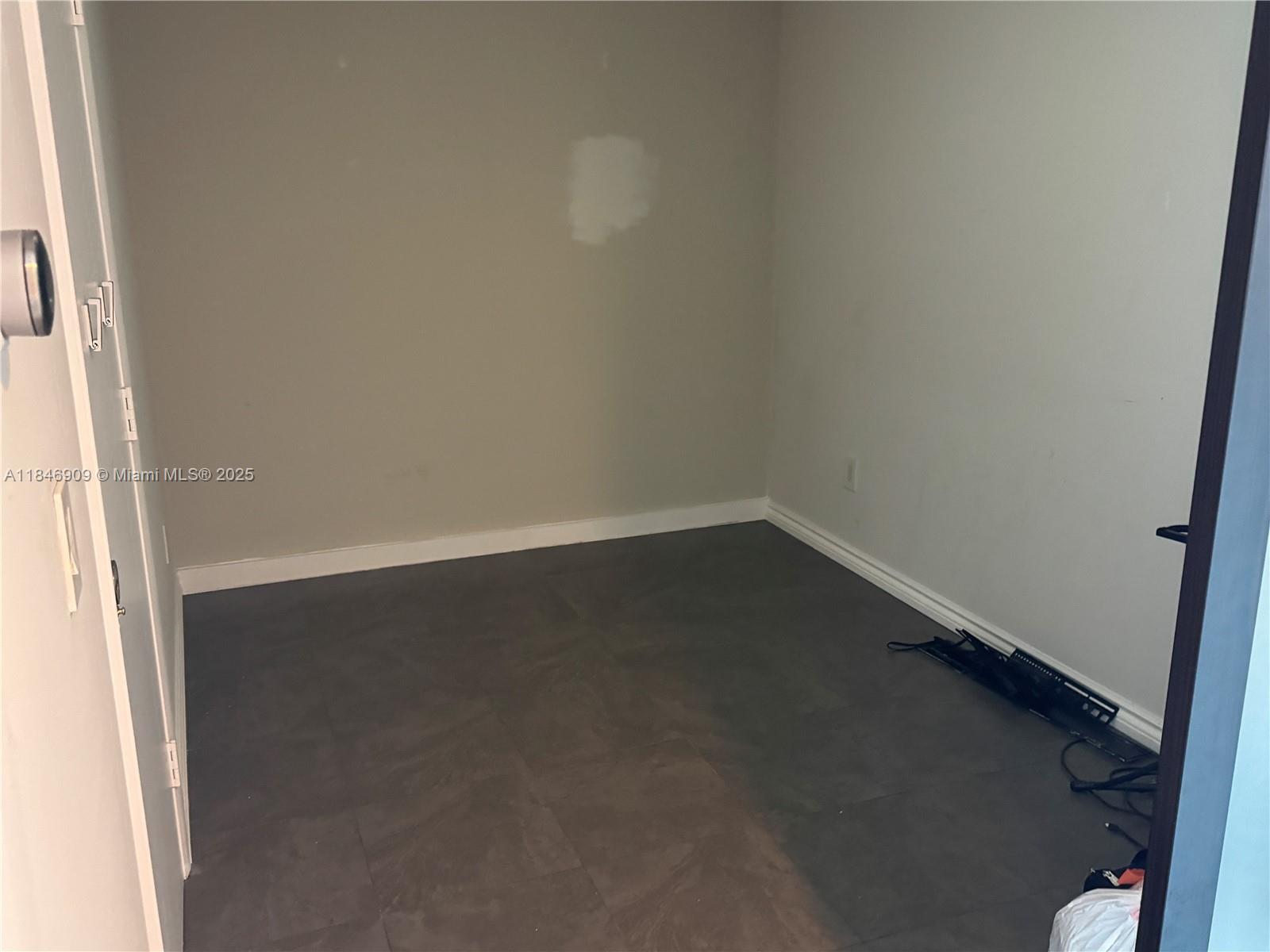 Photo of 1945 Ocean Dr  #2311, Hallandale Beach, Florida, 33009 - 