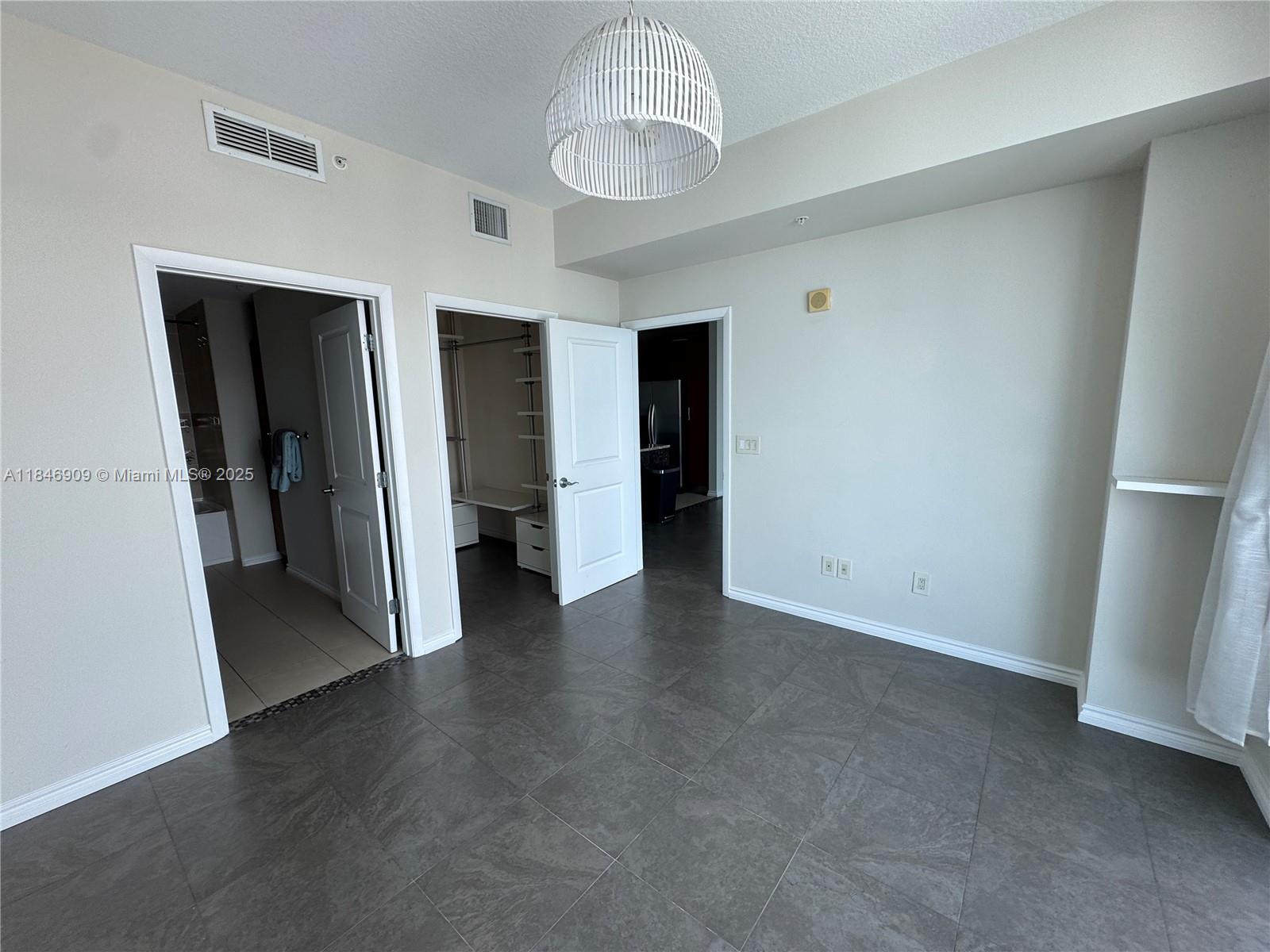 Photo of 1945 Ocean Dr  #2311, Hallandale Beach, Florida, 33009 - 