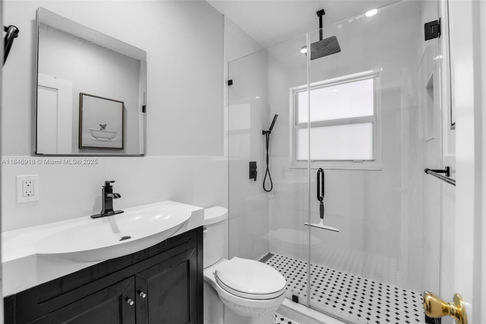 Ver detalles / 1426 sq. ft. $ 2025-07-25 0 foto