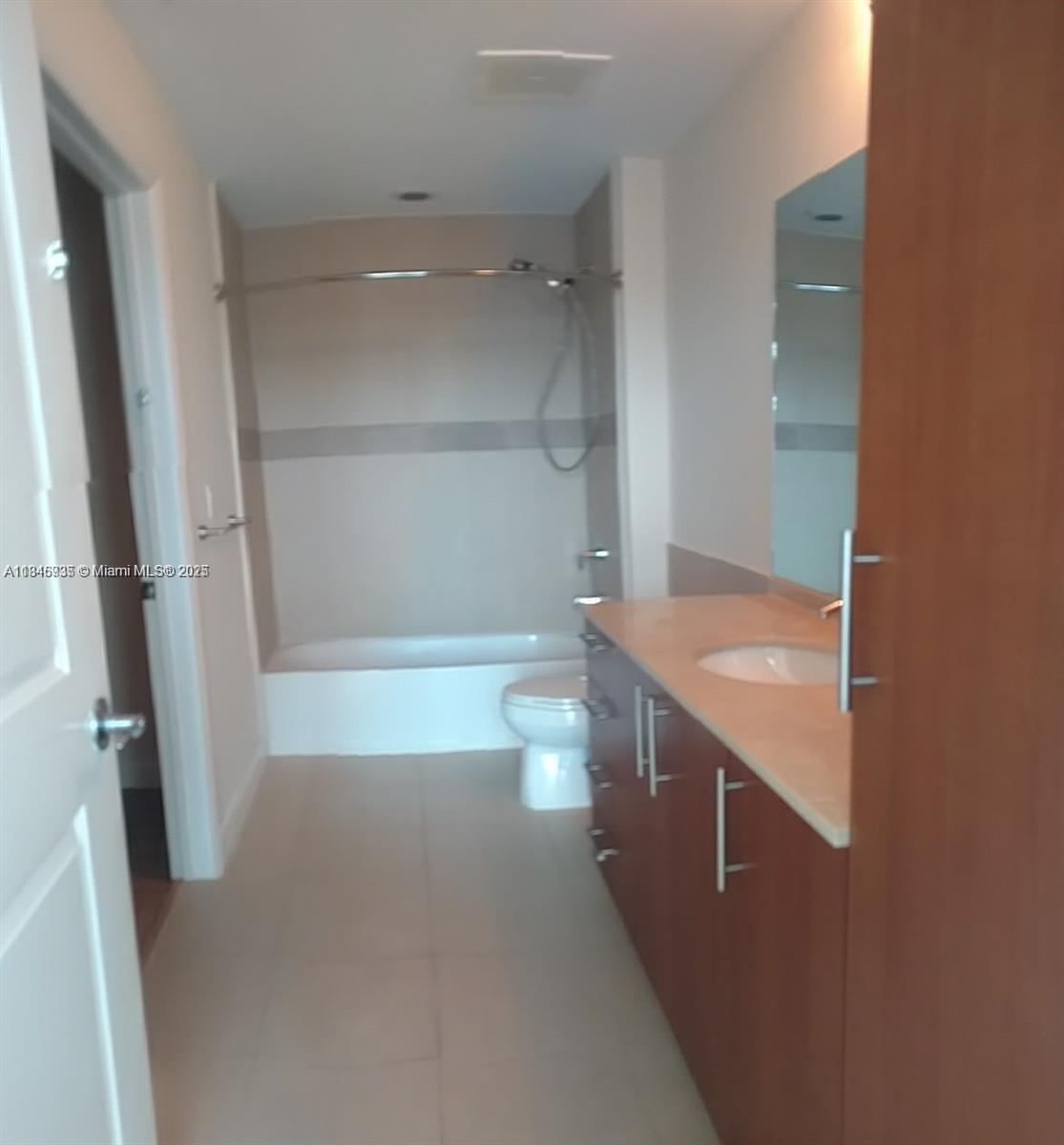 Photo of 1945 Ocean Dr  #1103, Hallandale Beach, Florida, 33009 - 