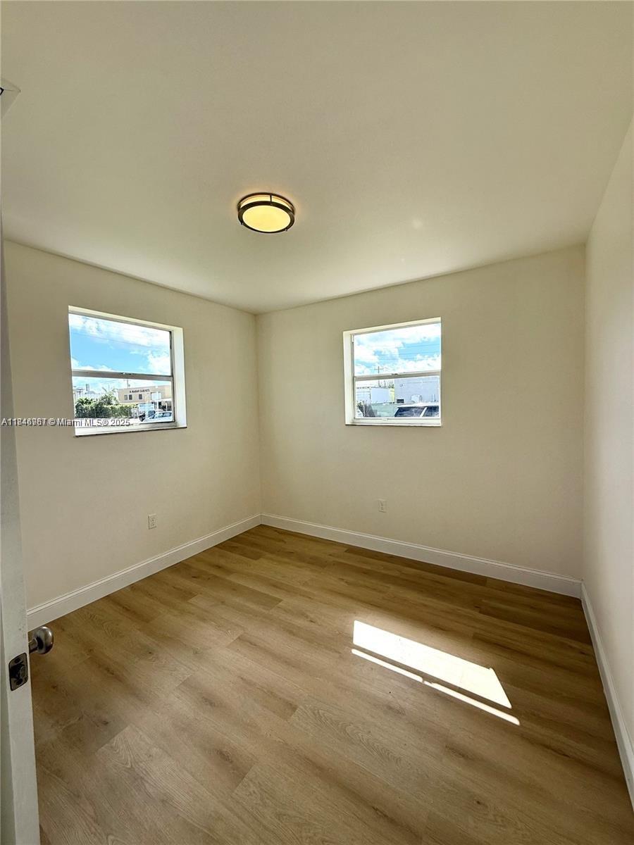 See details / 1325 sq. ft. $ 2025-07-25 0 Photo