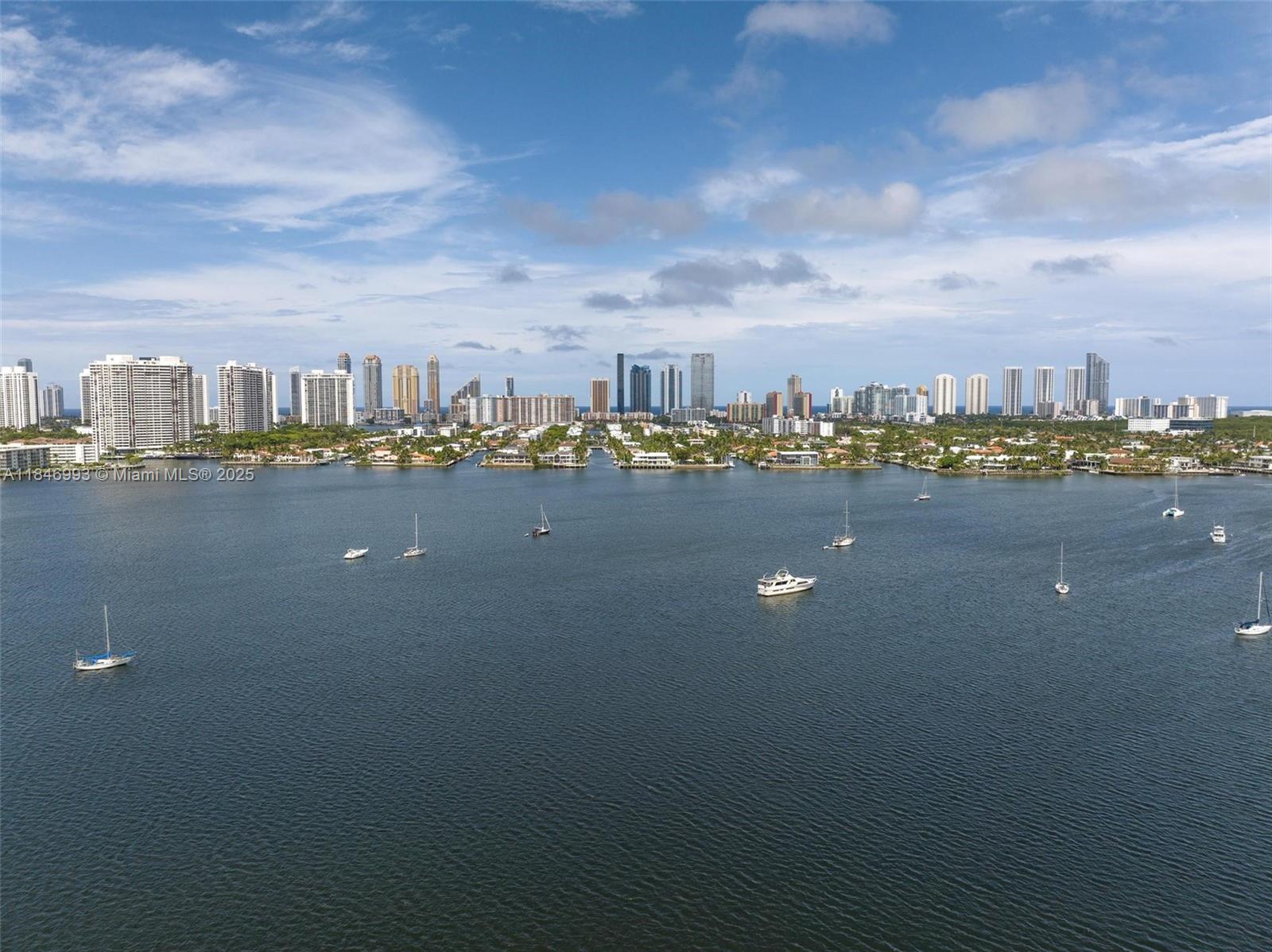 Photo of 17111 Biscayne Blvd  #207, North Miami Beach, Florida, 33160 - 
