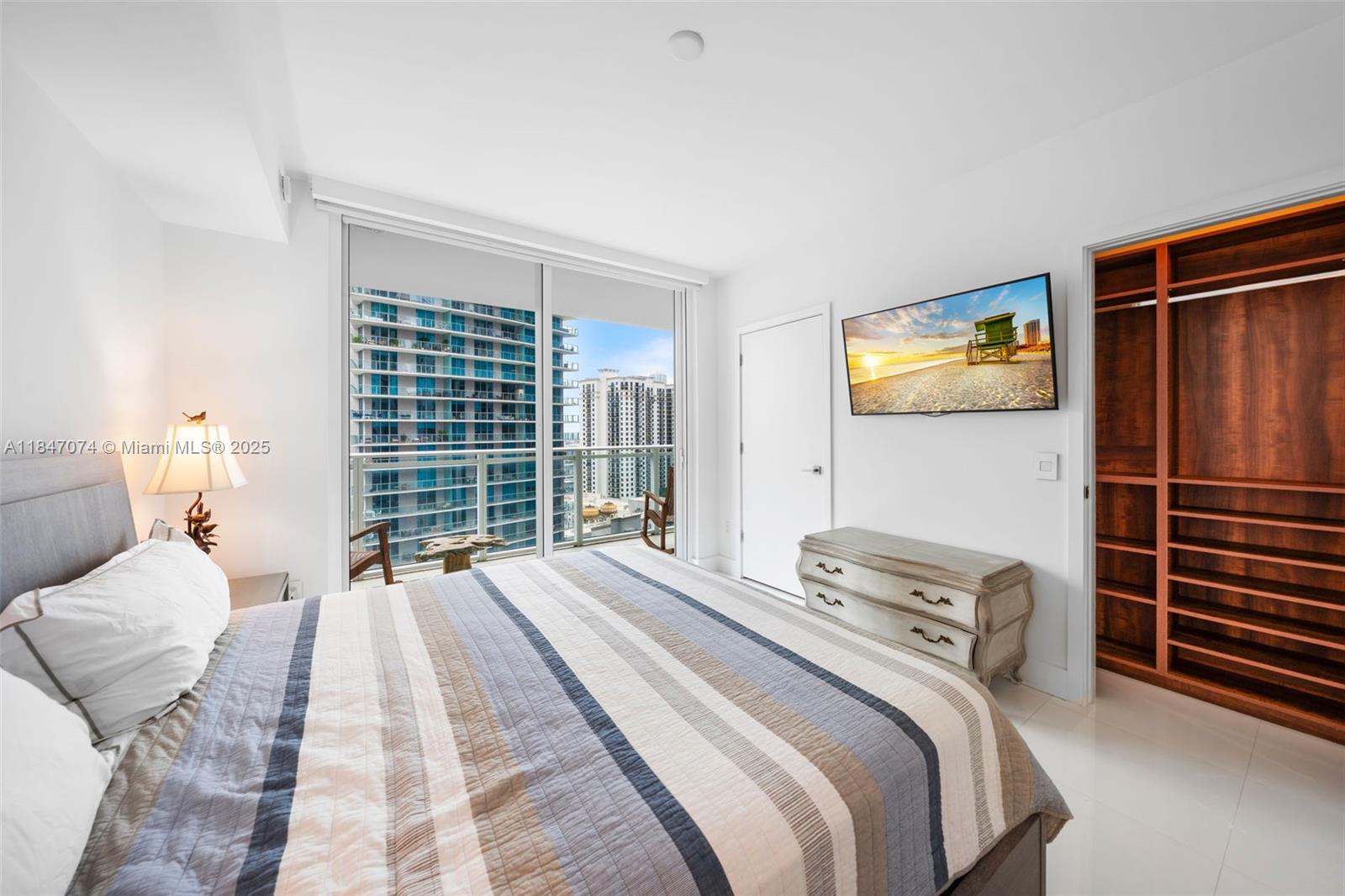Photo of 1080 Brickell Ave  #2509, Miami, Florida, 33131 - 
