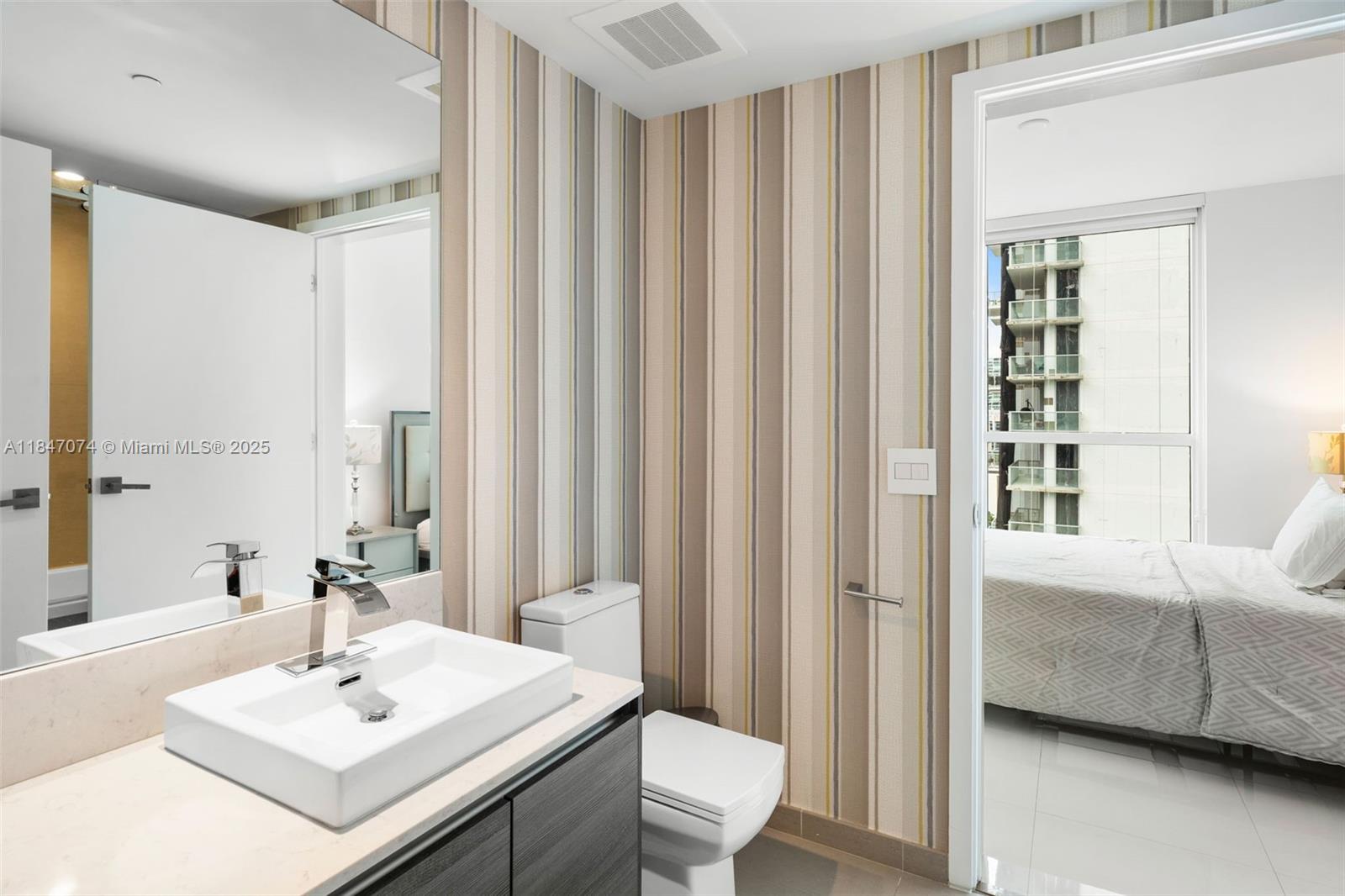 Photo of 1080 Brickell Ave  #2509, Miami, Florida, 33131 - 