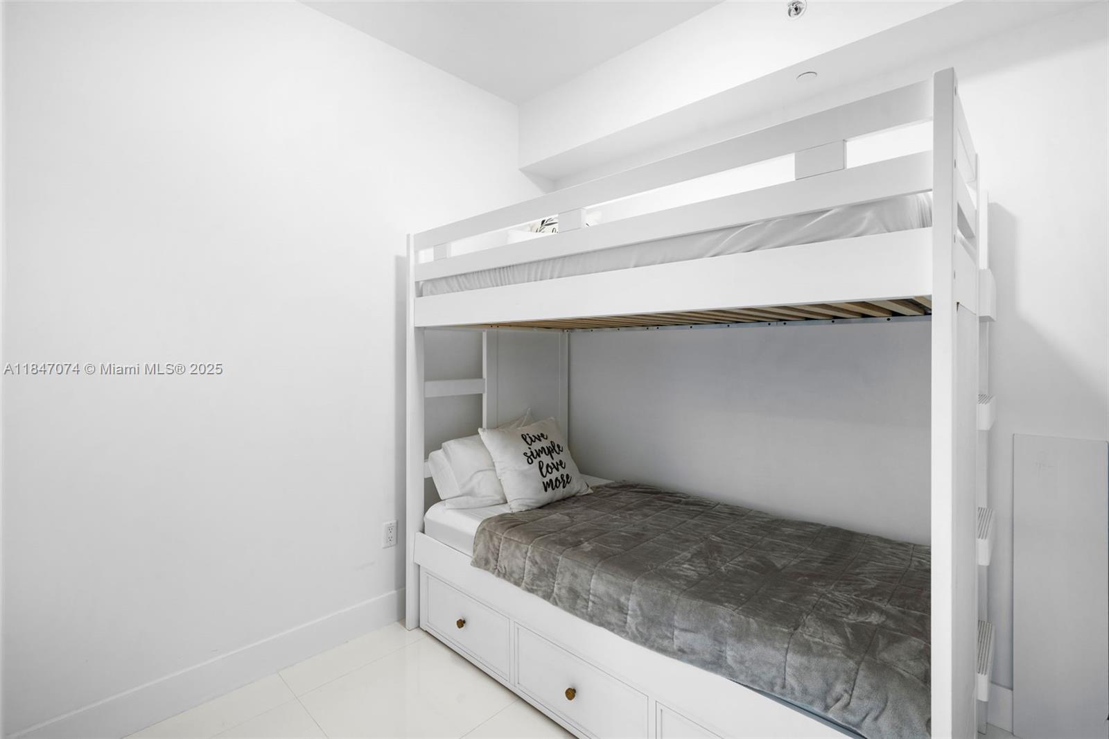 Photo of 1080 Brickell Ave  #2509, Miami, Florida, 33131 - 