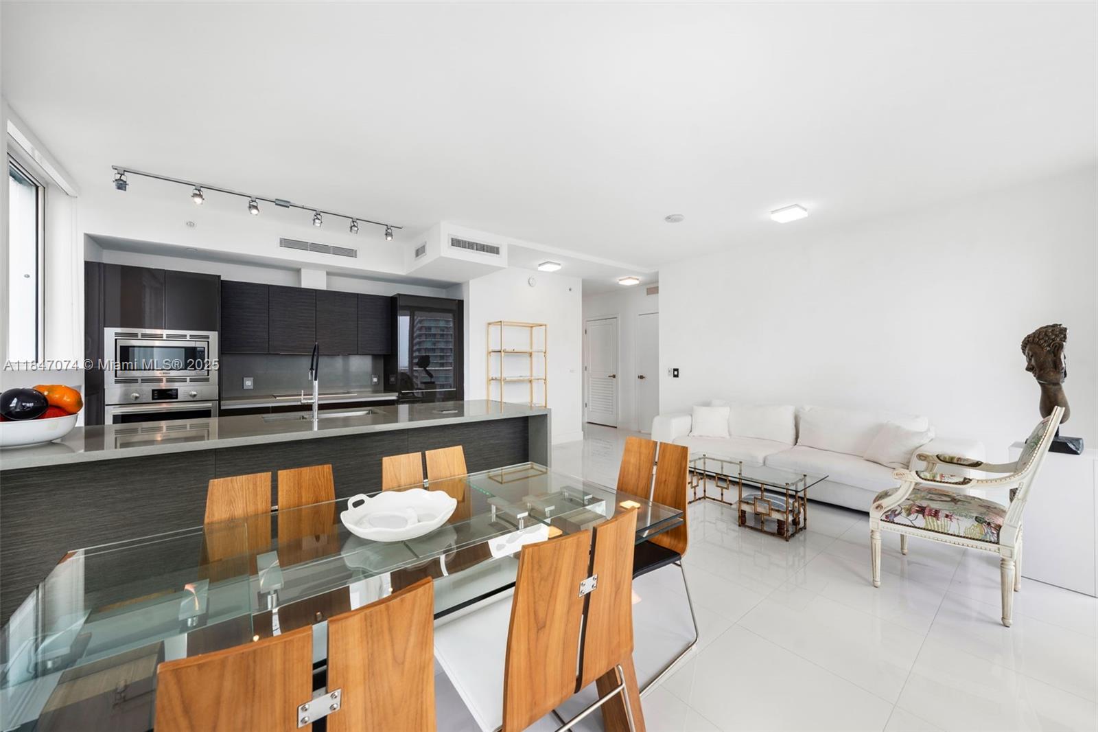 Photo of 1080 Brickell Ave  #2509, Miami, Florida, 33131 - 