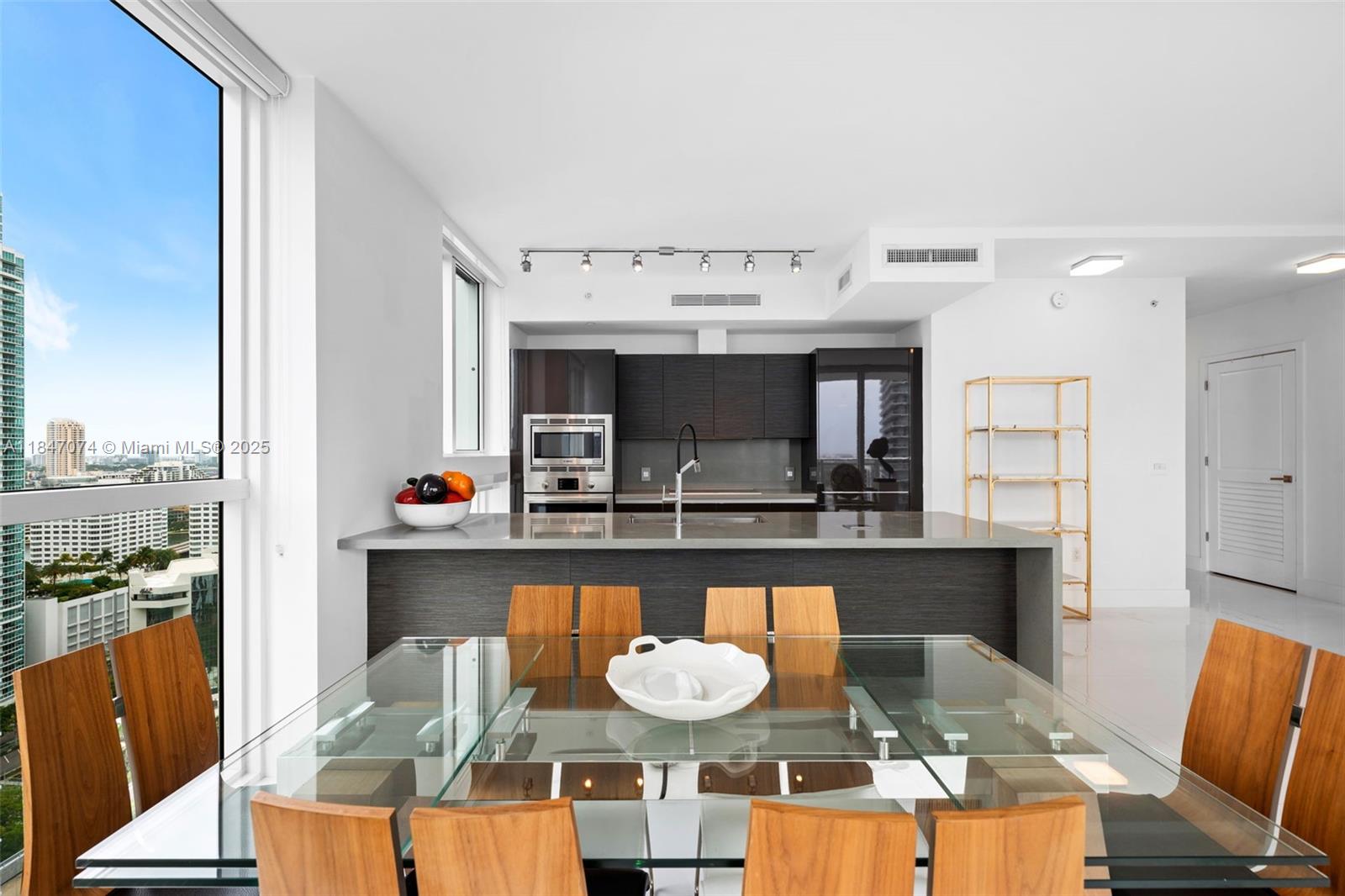 Photo of 1080 Brickell Ave  #2509, Miami, Florida, 33131 - 