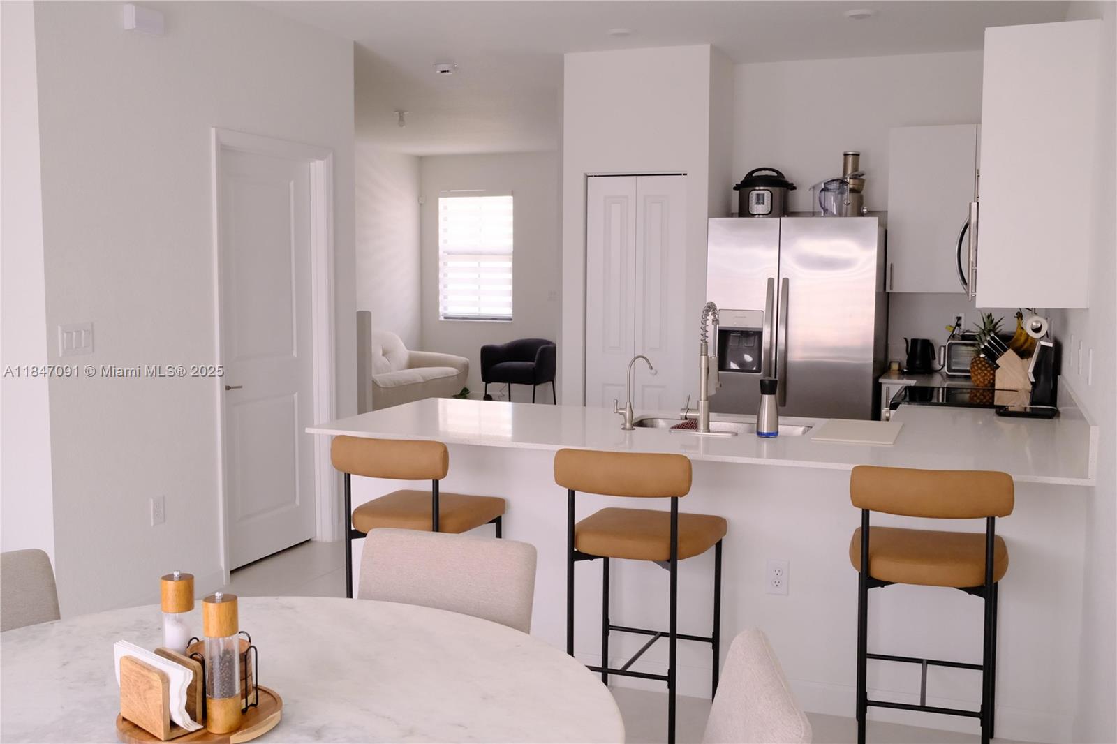 Подробнее 23156 3 / 3 1827 кв.футов $ 2025-12-22 0 Фото