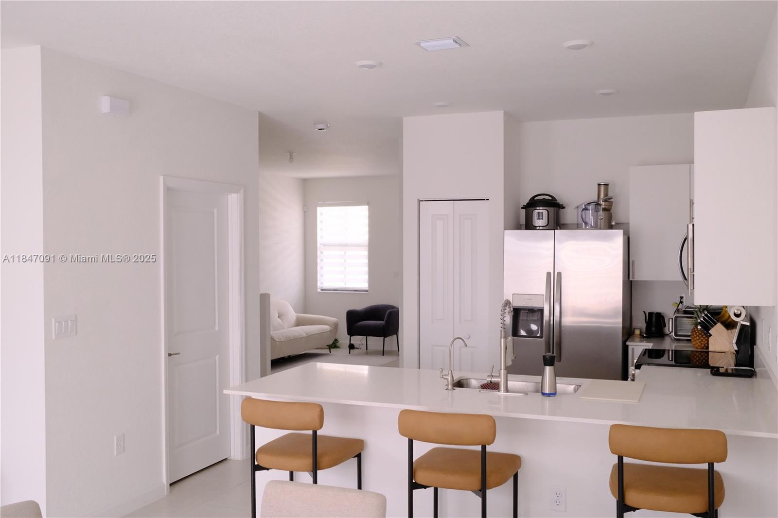 Подробнее 23156 3 / 3 1827 кв.футов $ 2025-12-22 0 Фото