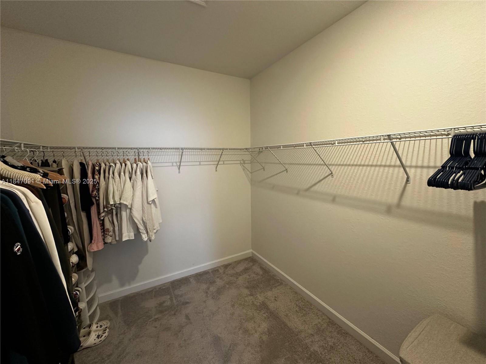 Подробнее 23156 3 / 3 1827 кв.футов $ 2025-12-22 0 Фото