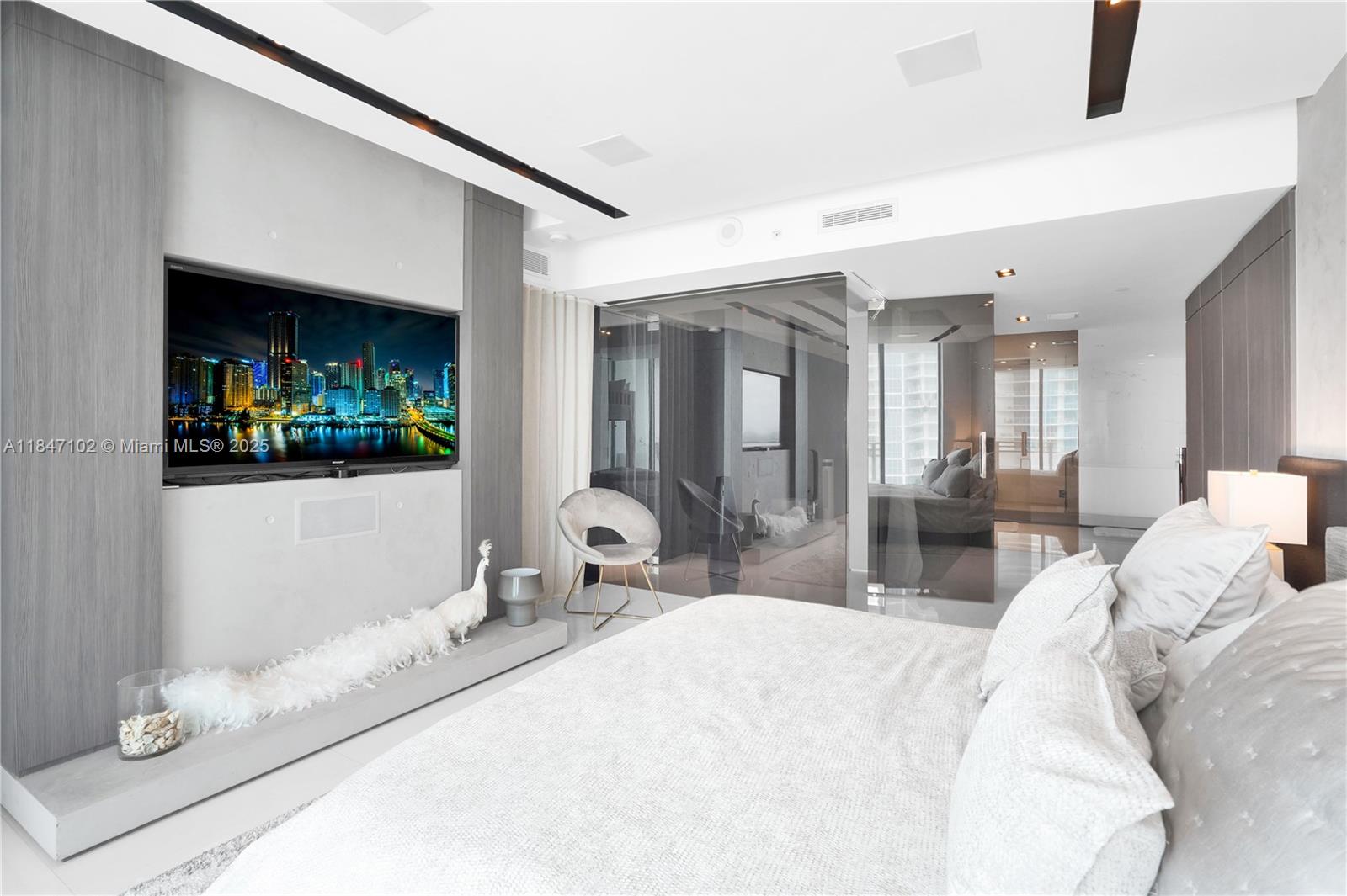Photo of 3535 Ocean Drive  #2104, Hollywood, Florida, 33019 - 