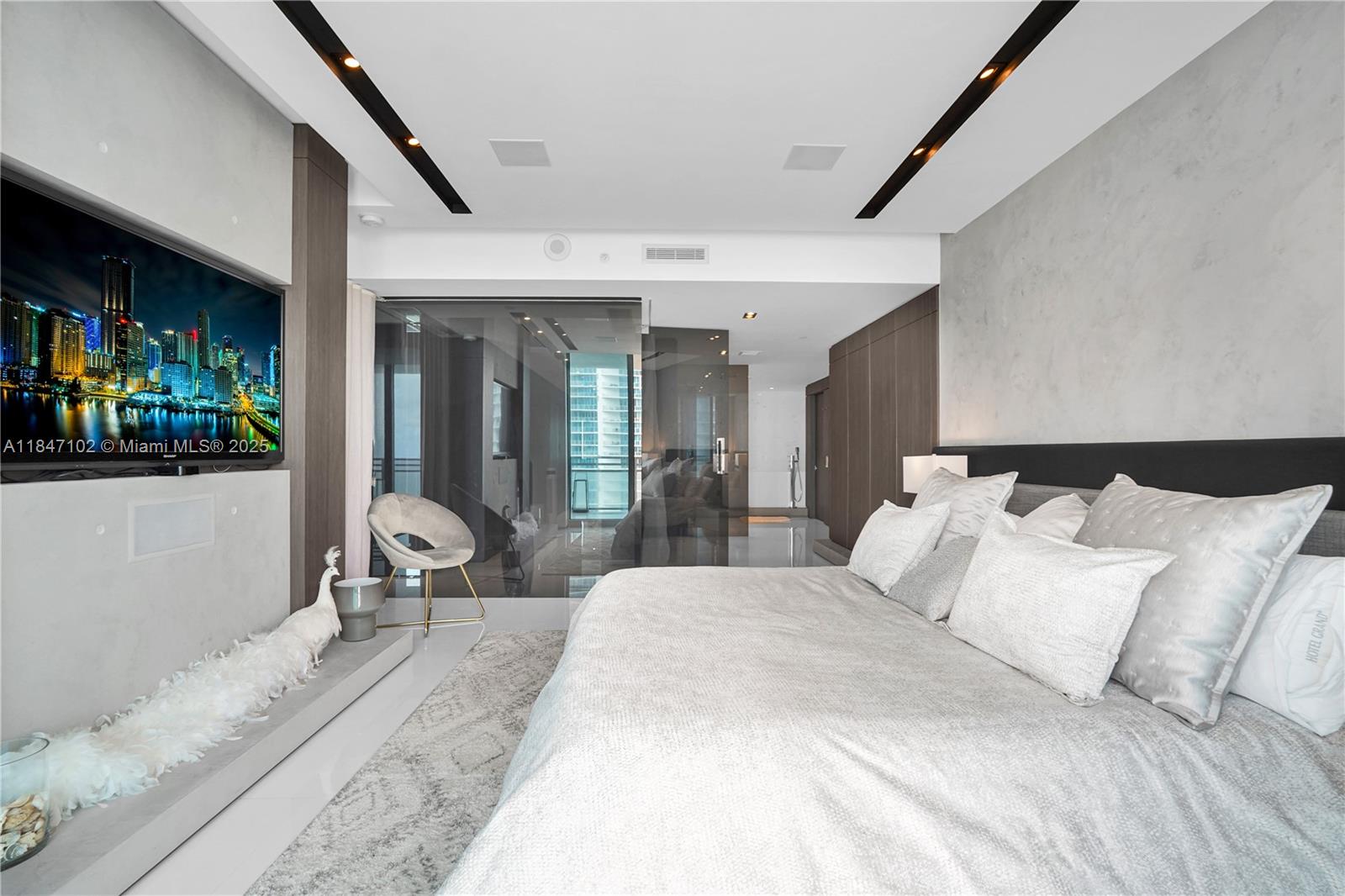 Photo of 3535 Ocean Drive  #2104, Hollywood, Florida, 33019 - 