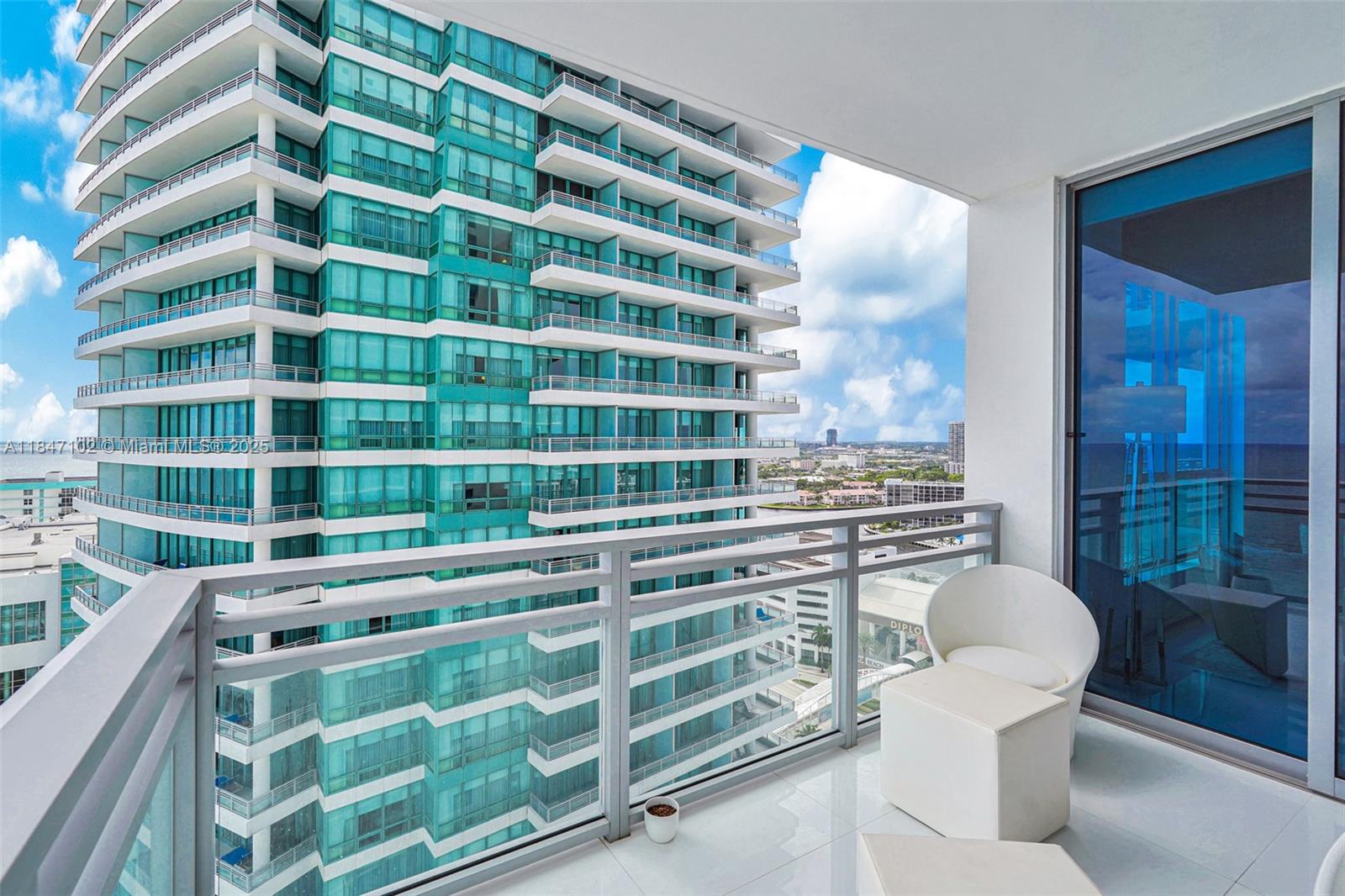 Photo of 3535 Ocean Drive  #2104, Hollywood, Florida, 33019 - 