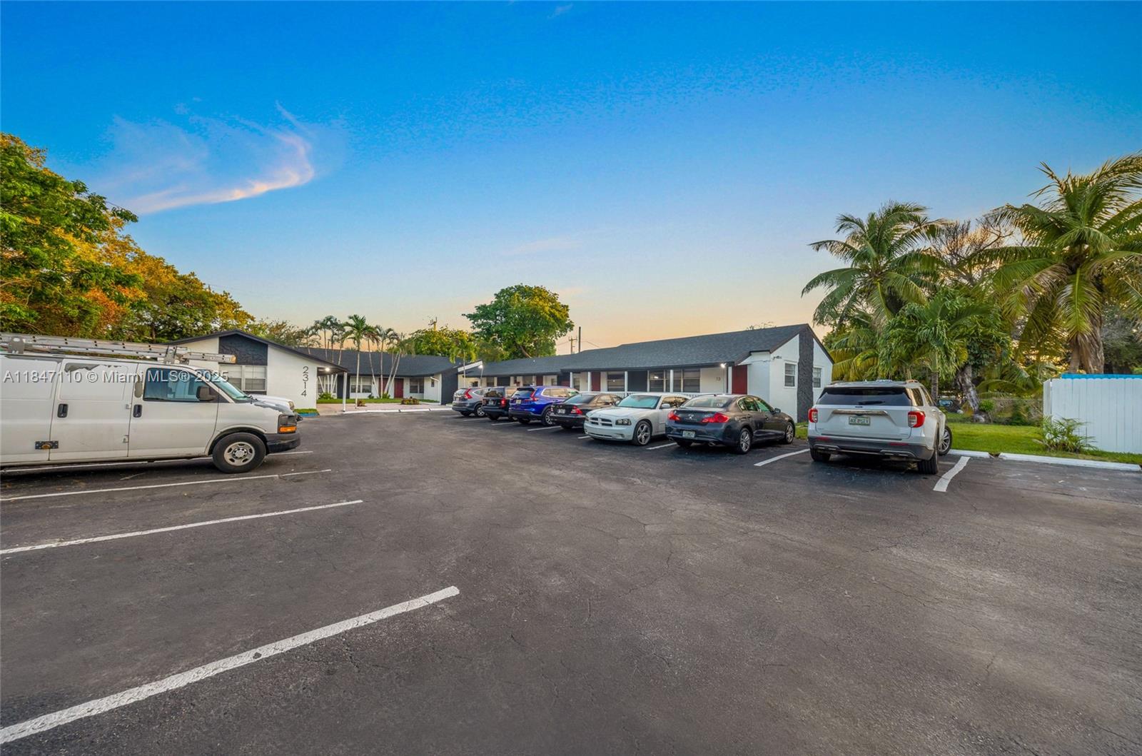 See details / sq. ft. $ 2025-07-25 0 Photo