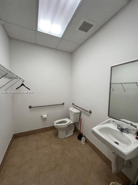   /   sq. ft. $ 2025-07-25 0 foto