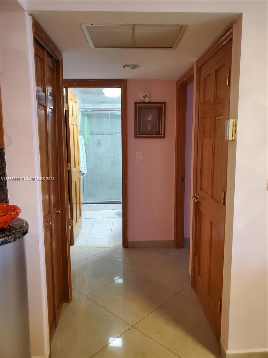 Photo of 20379 Country Club Dr  #2233, Aventura, Florida, 33180 - 