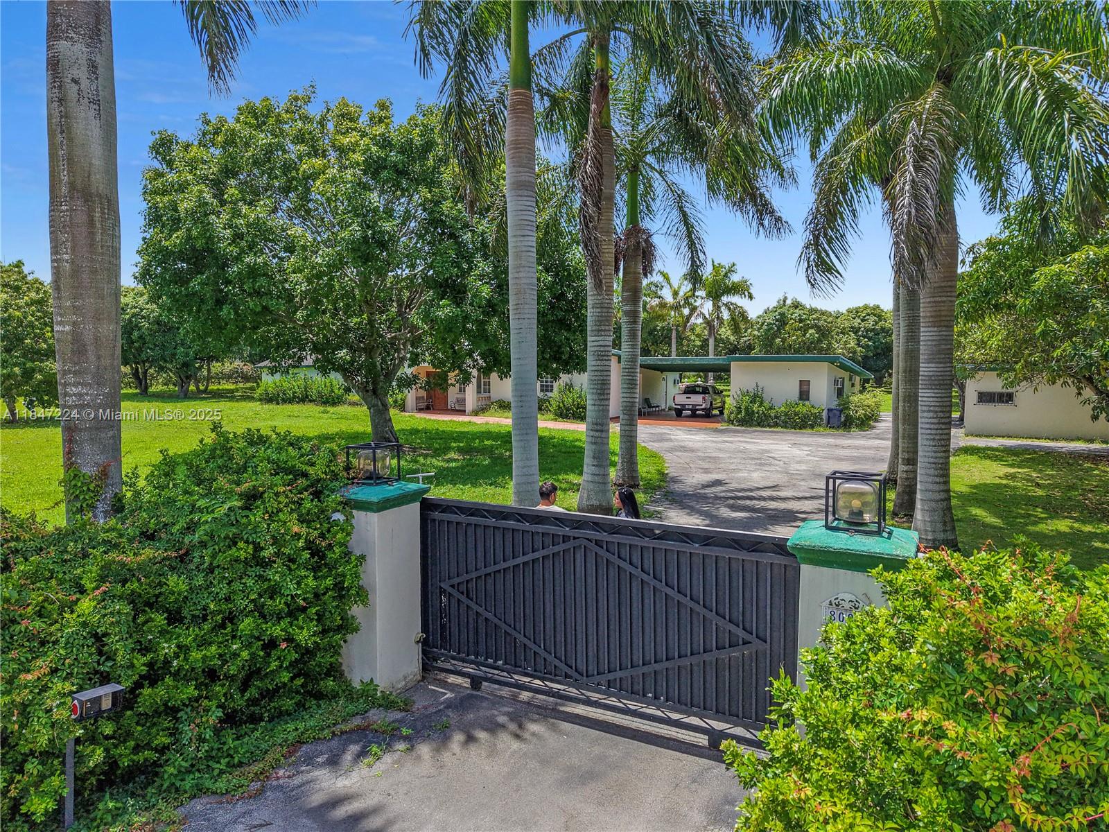 See details / sq. ft. $ 2025-07-25 0 Photo