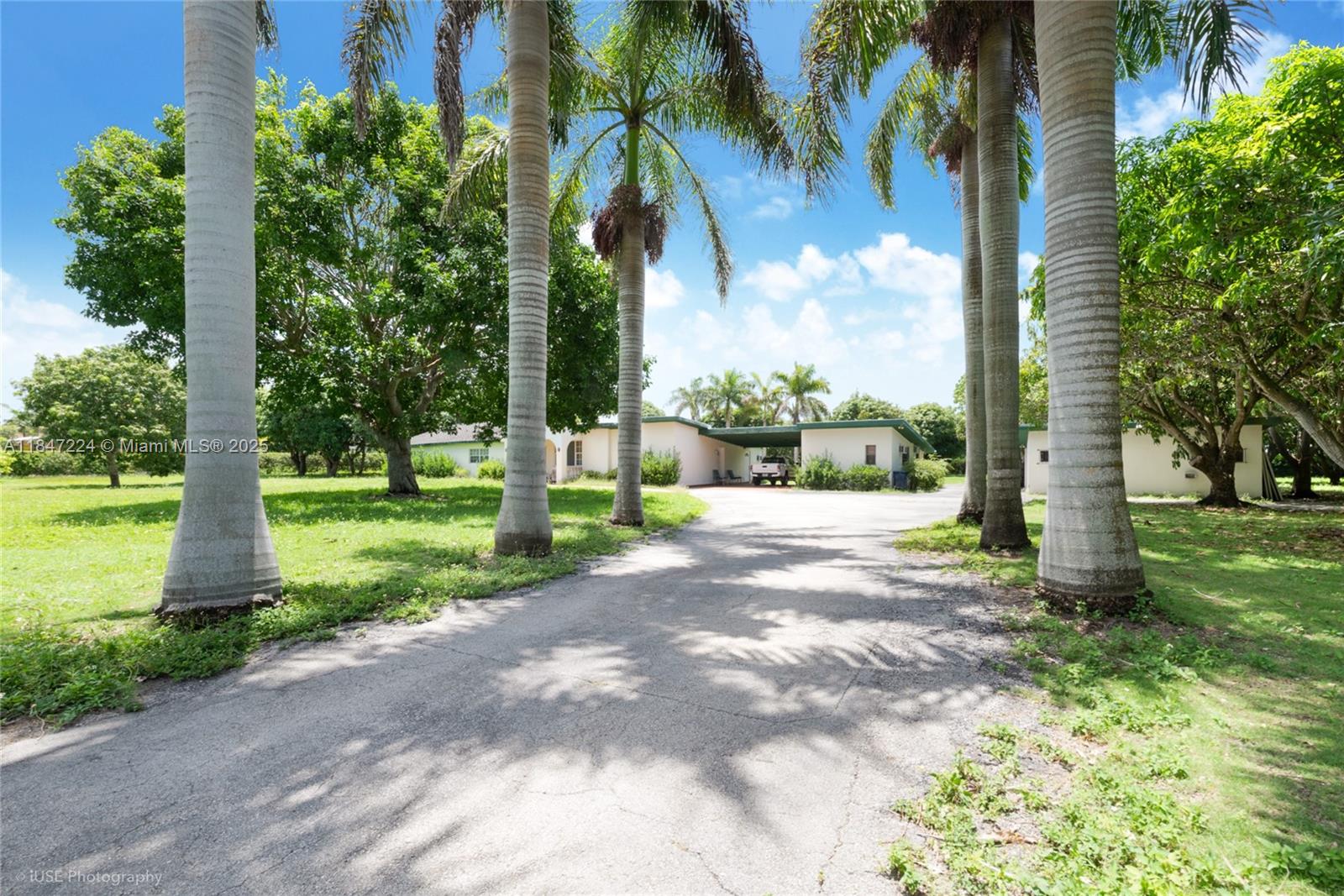See details / sq. ft. $ 2025-07-25 0 Photo