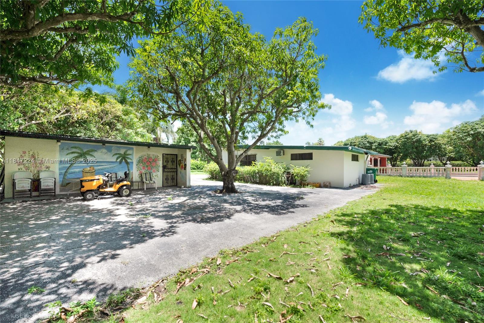 See details / sq. ft. $ 2025-07-25 0 Photo