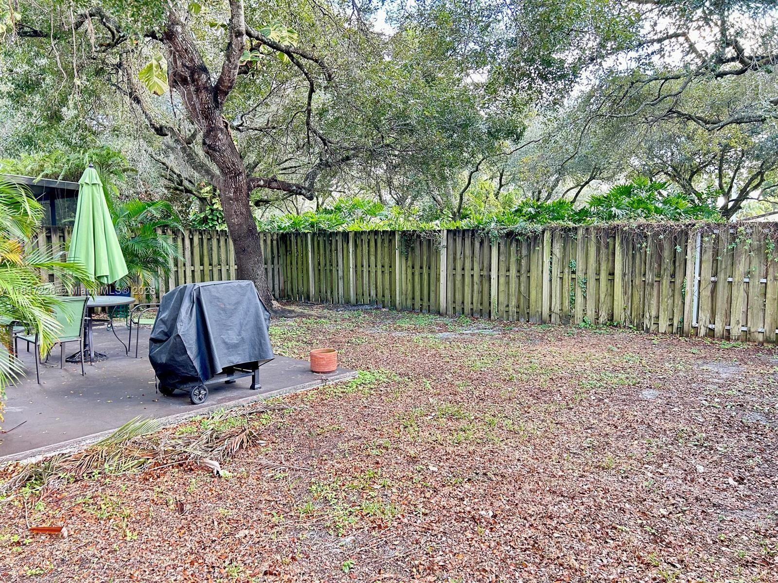 See details 10830 3 / 3 2165 sq. ft. $ 2025-07-25 0 Photo