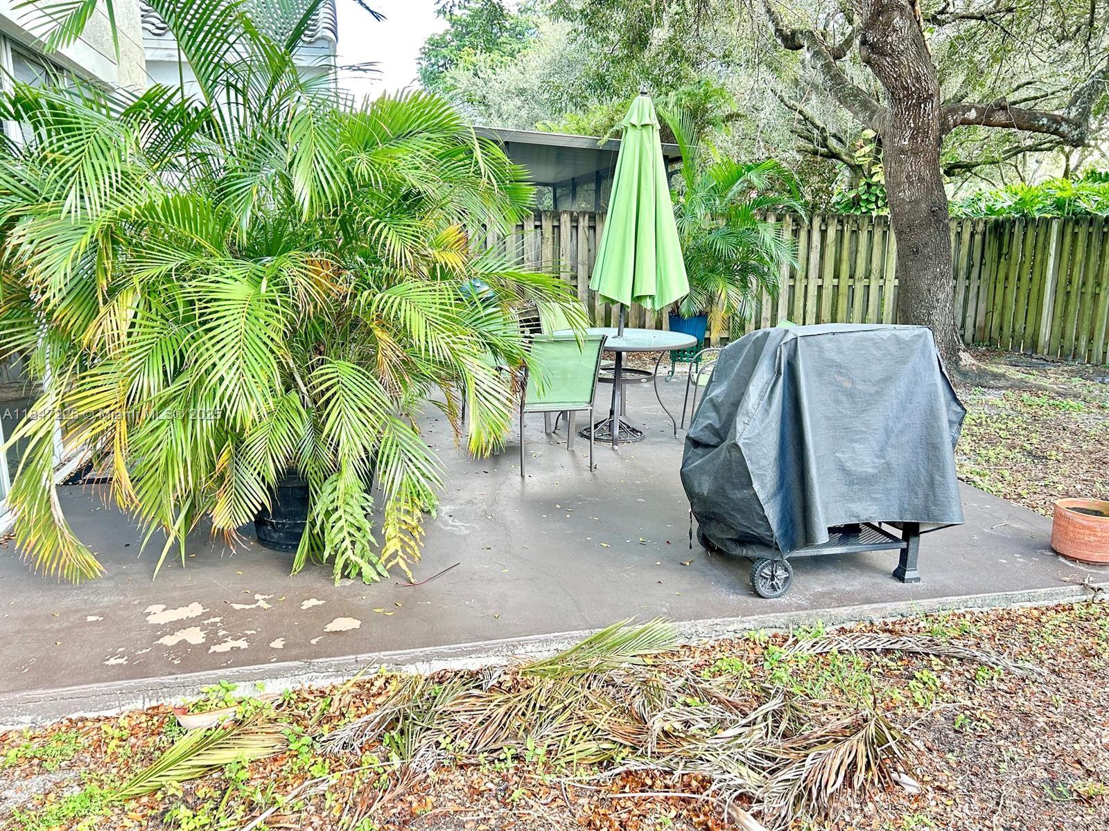 See details 10830 3 / 3 2165 sq. ft. $ 2025-07-25 0 Photo