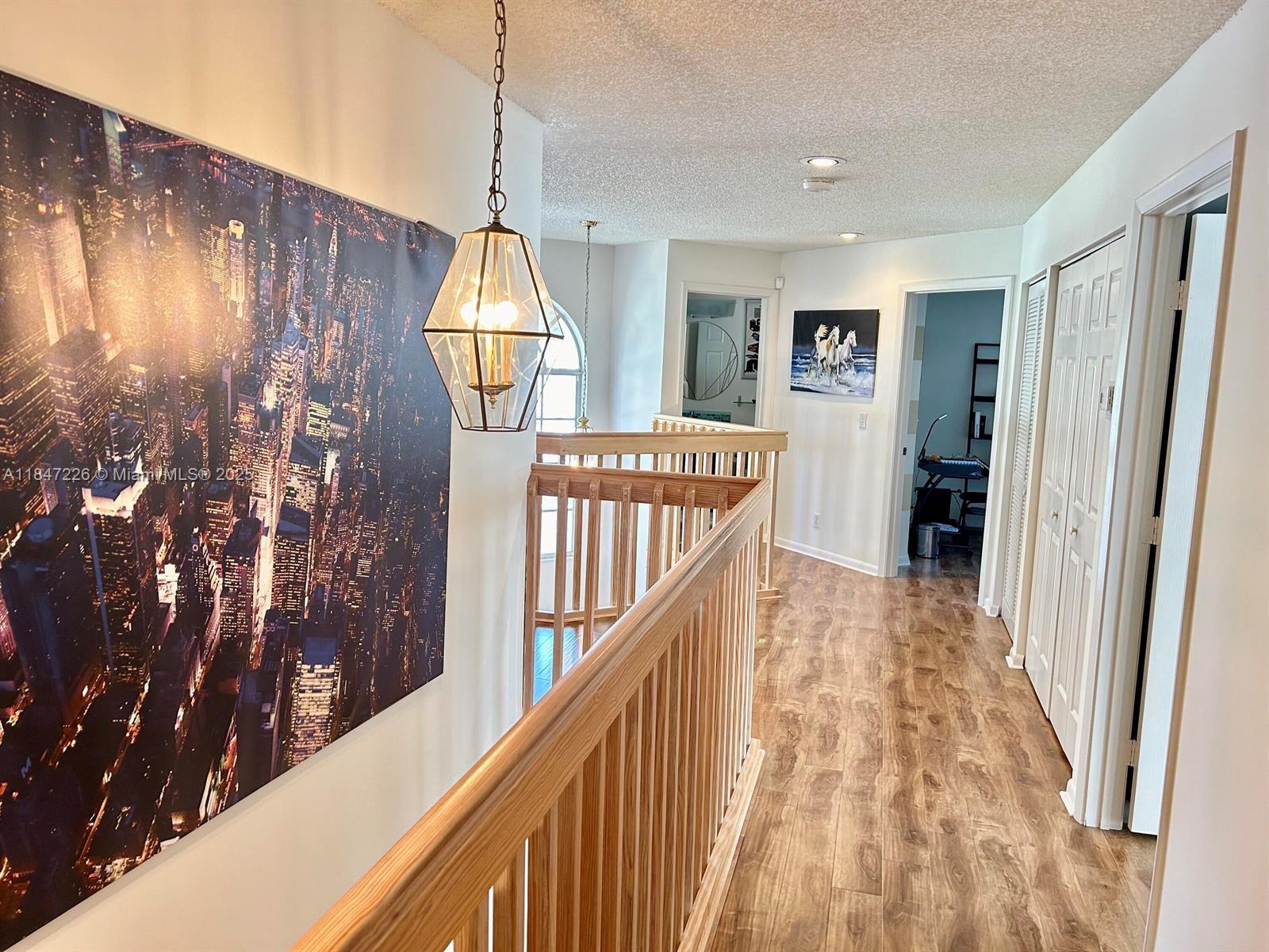See details 10830 3 / 3 2165 sq. ft. $ 2025-07-25 0 Photo