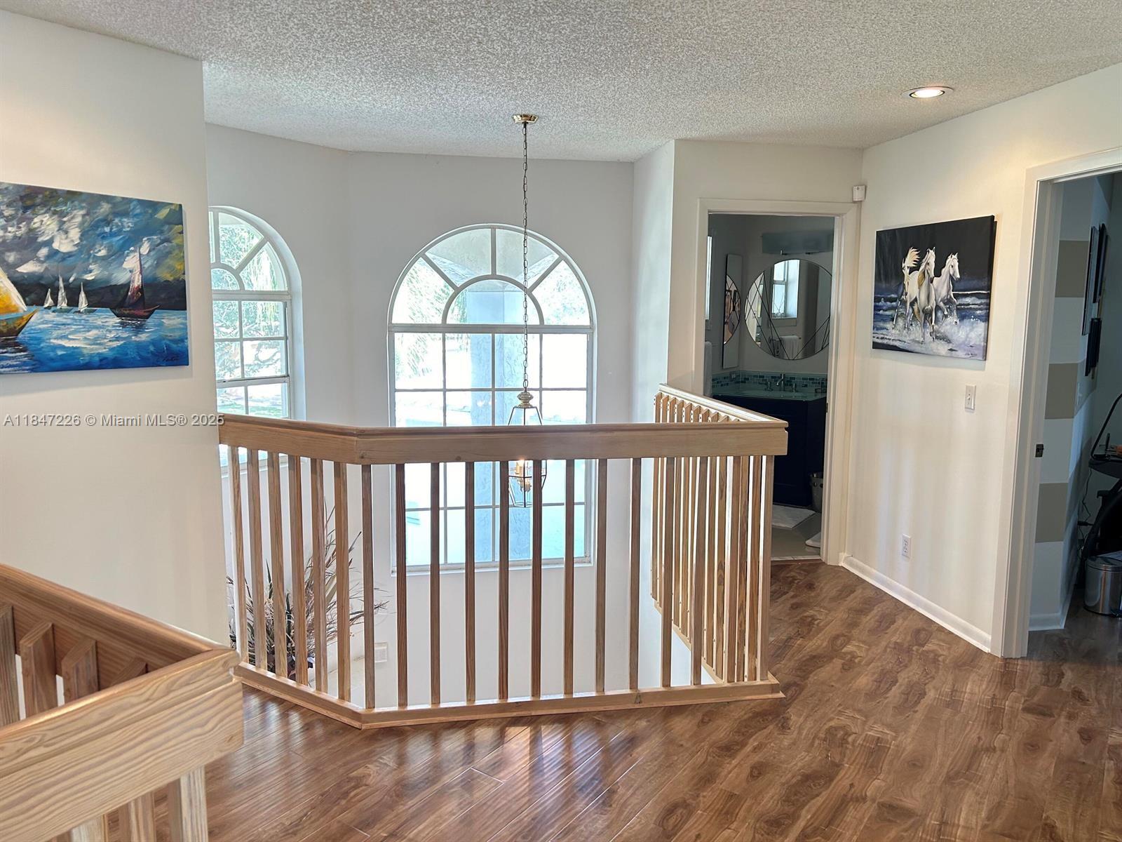 See details 10830 3 / 3 2165 sq. ft. $ 2025-07-25 0 Photo