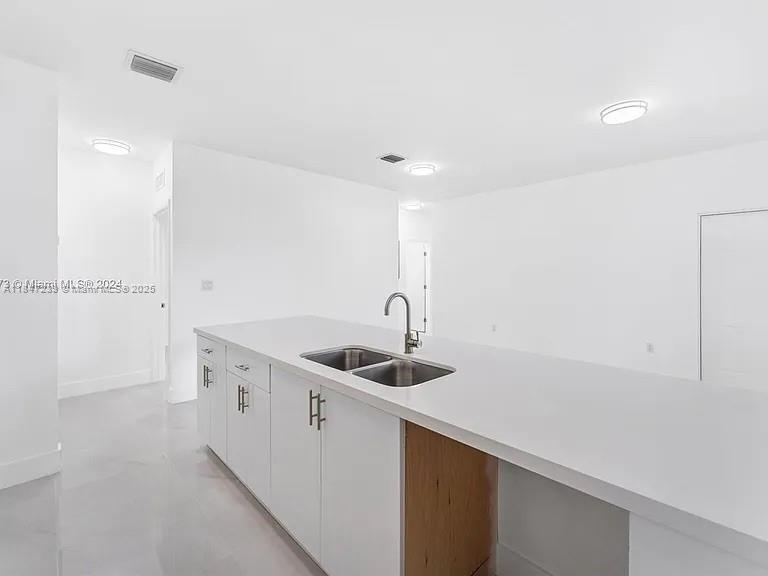 Ver detalles / sq. ft. $ 2025-07-25 0 foto
