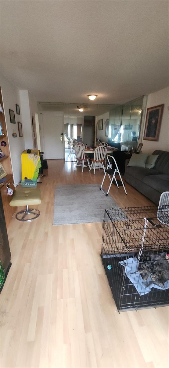 314 1 / 2 844 sq. ft. $ 2025-09-15 0 Photo
