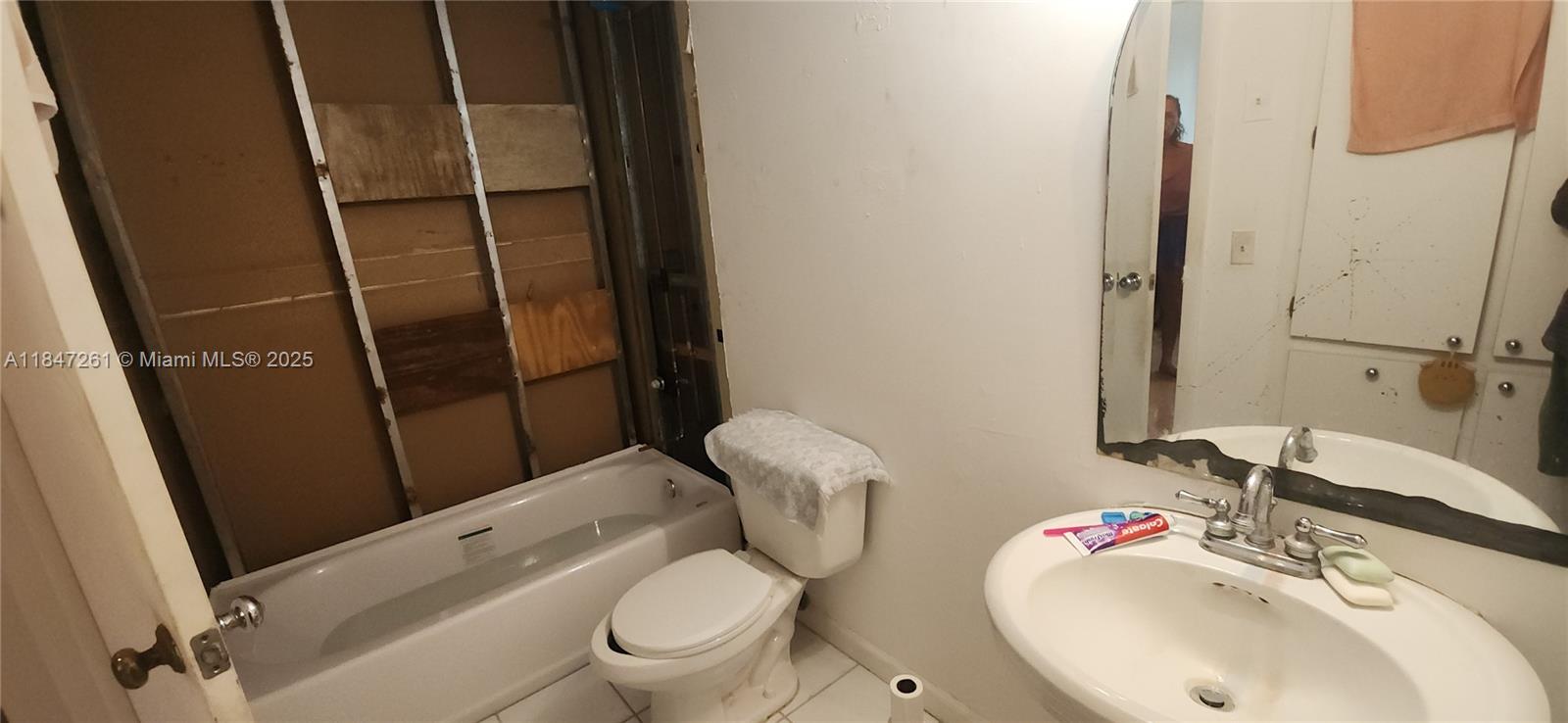 314 1 / 2 844 sq. ft. $ 2025-09-15 0 Photo